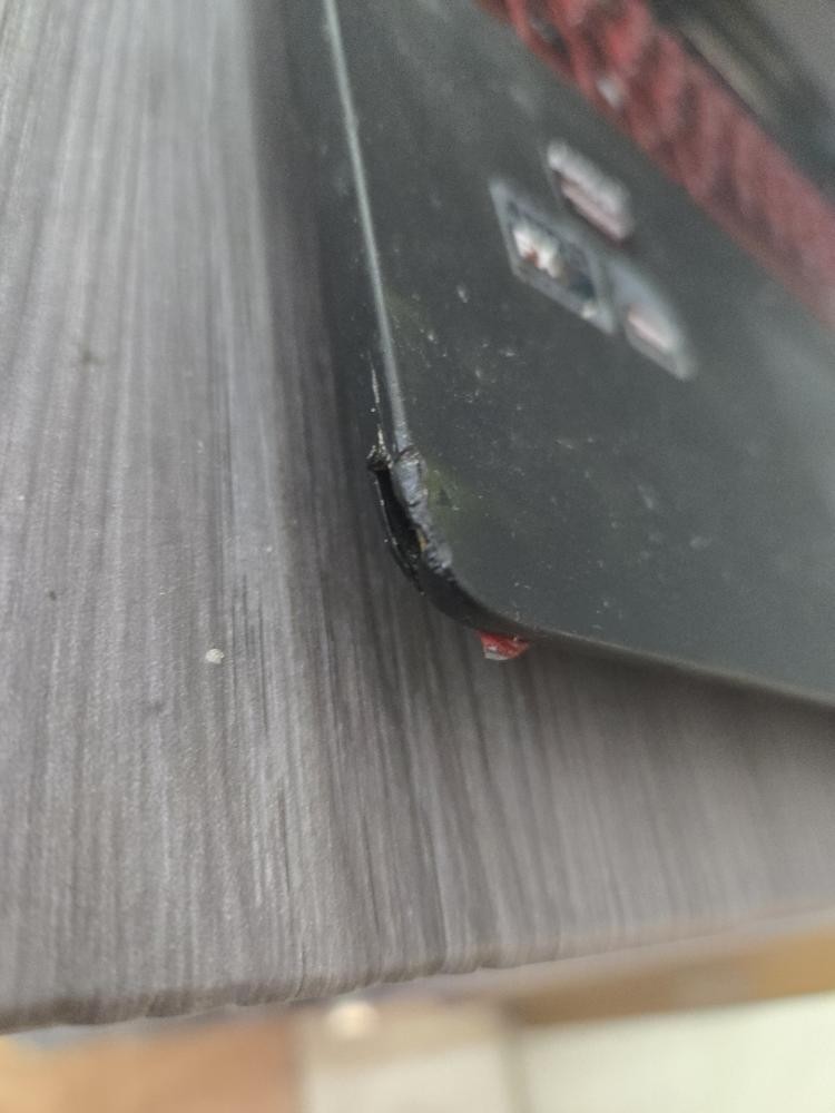 LENOVO Y700 *SEE PICS, HAS DAMAGE* (PSO027296)