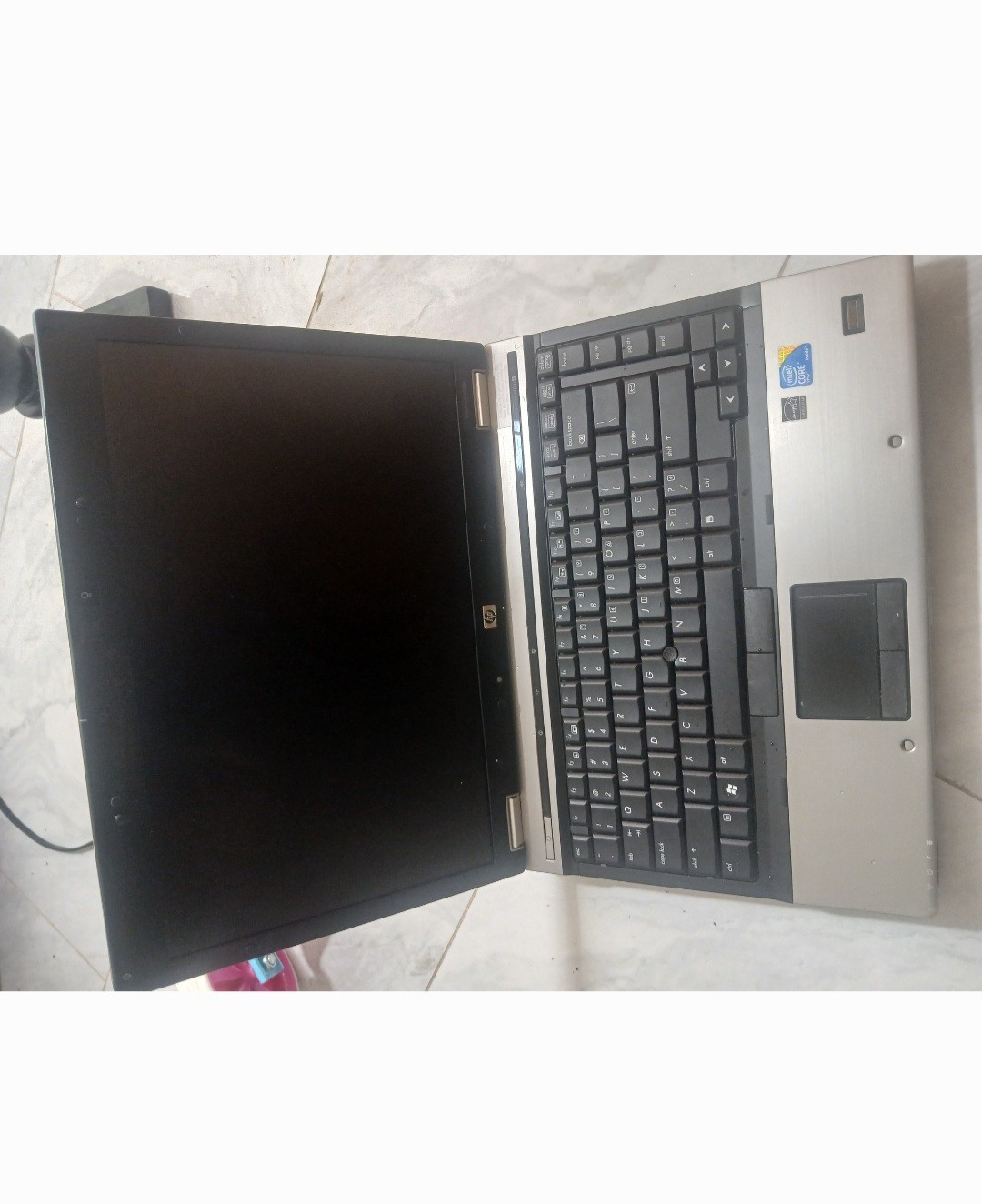 HP EliteBook 6930p Intel Core 2 Duo P8600 2.4GHz 4GB RAM No HDD 14.1″ Notebook