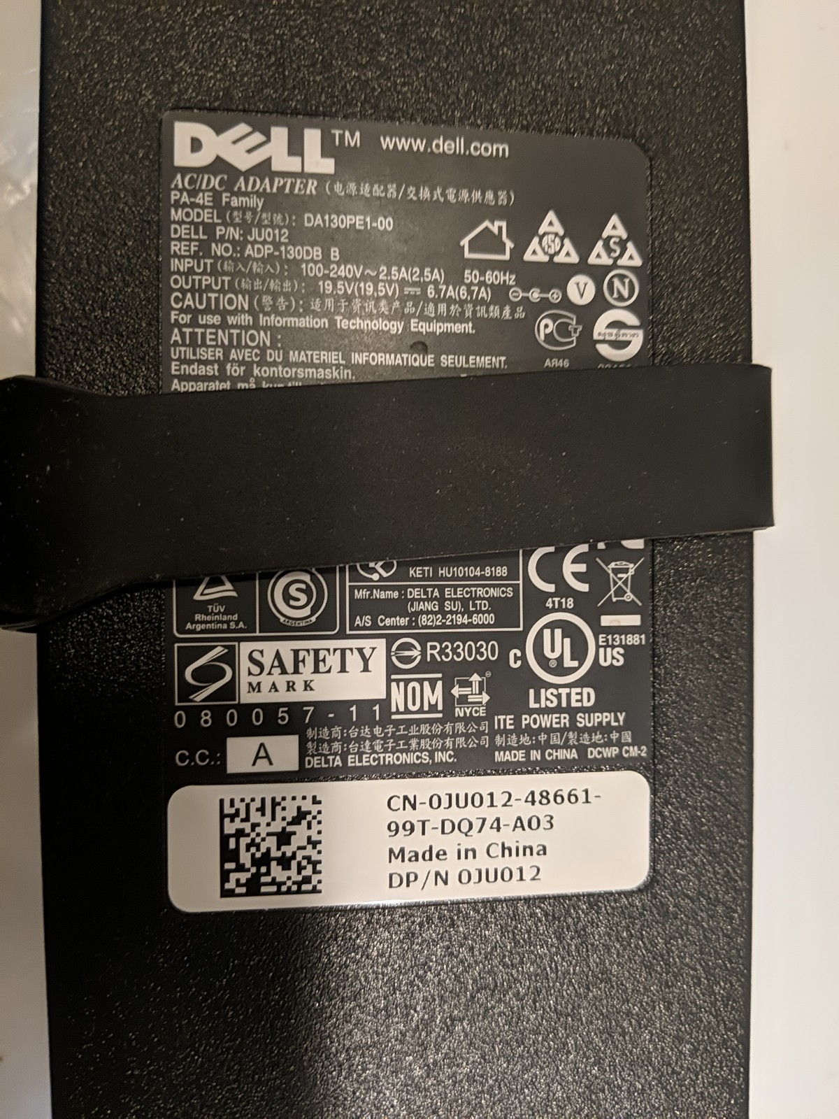 Dell Latitude E5450 (i5-5200U, 8GB Ram, 466GB HD) Win 10 + Charger – WORN KEYS
