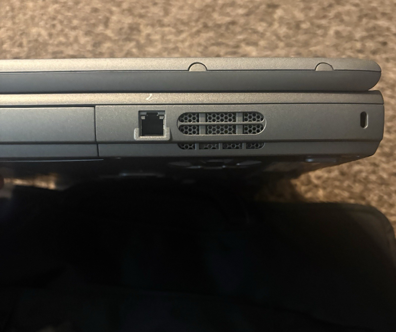 Dell Inspiron 1100 PP07L Notebook Laptop Windows XP/ Holds Charge/Working