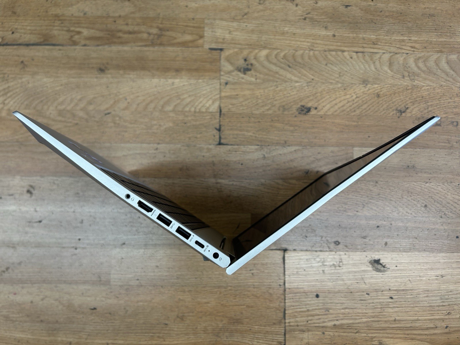 HP ProBook 450 G8 14” i5-1135G7 2.4GHz 4GB RAM 256GB NVMe W11Pro Office 16