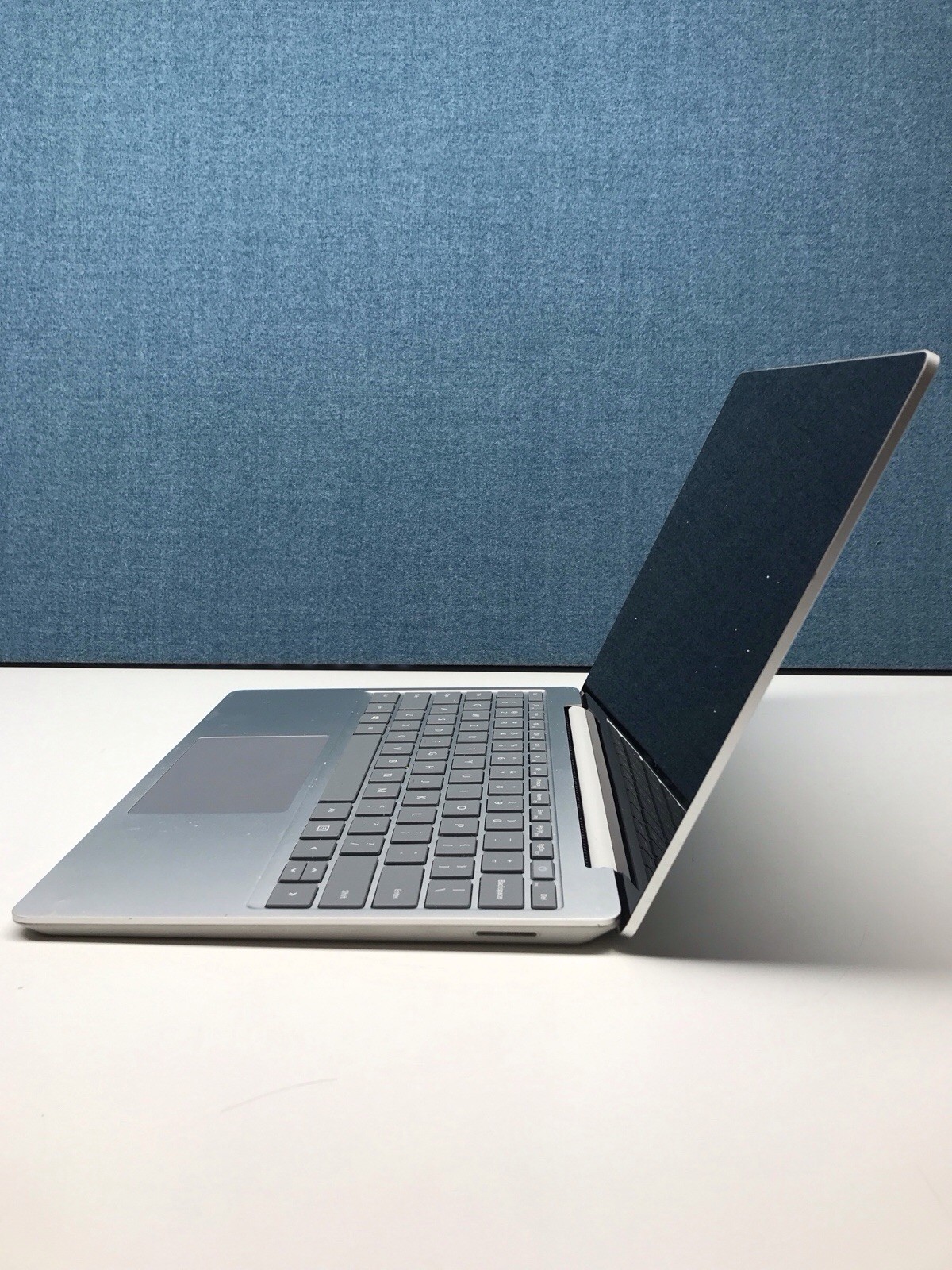 Microsoft Surface Go 1943 i5-1035G1 16GB RAM 512GB SSD