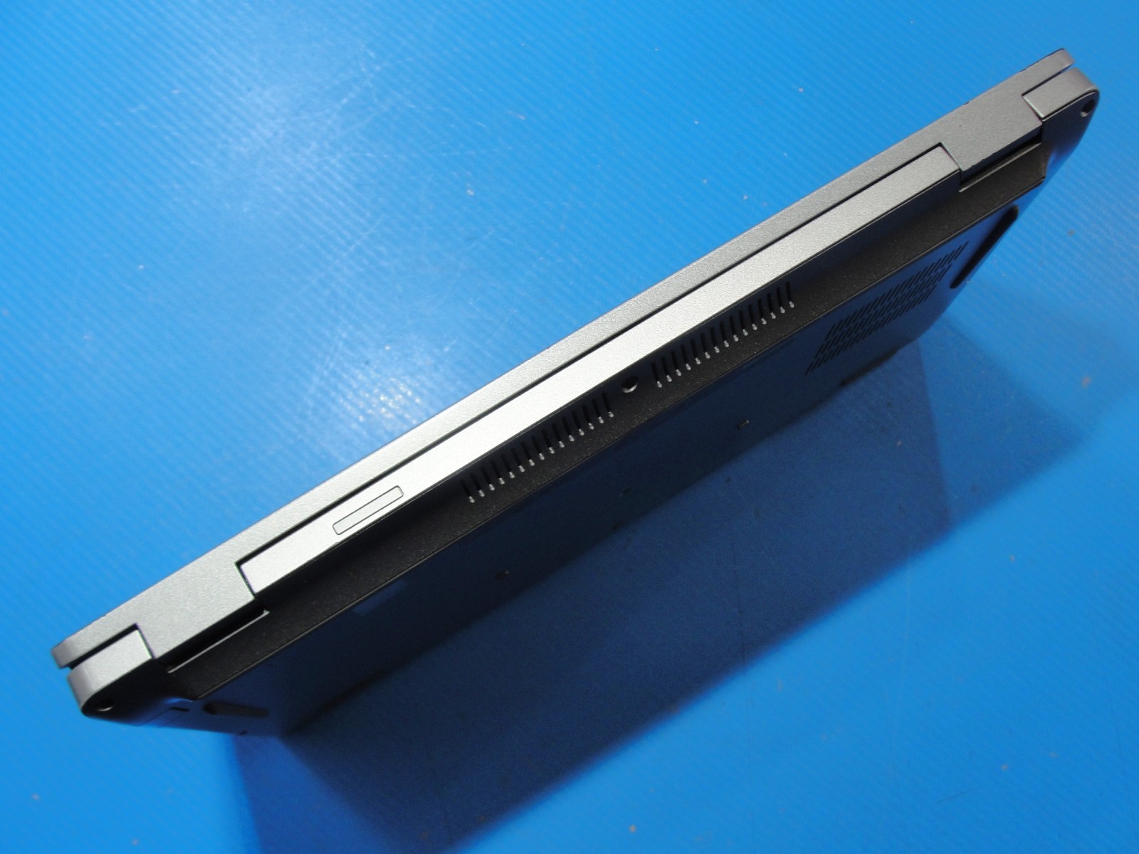 Dell Latitude 5431 14″FHD Intel i7-1270P 16GB RAM 2.2GHz 256GB SSD Win 11 Pro
