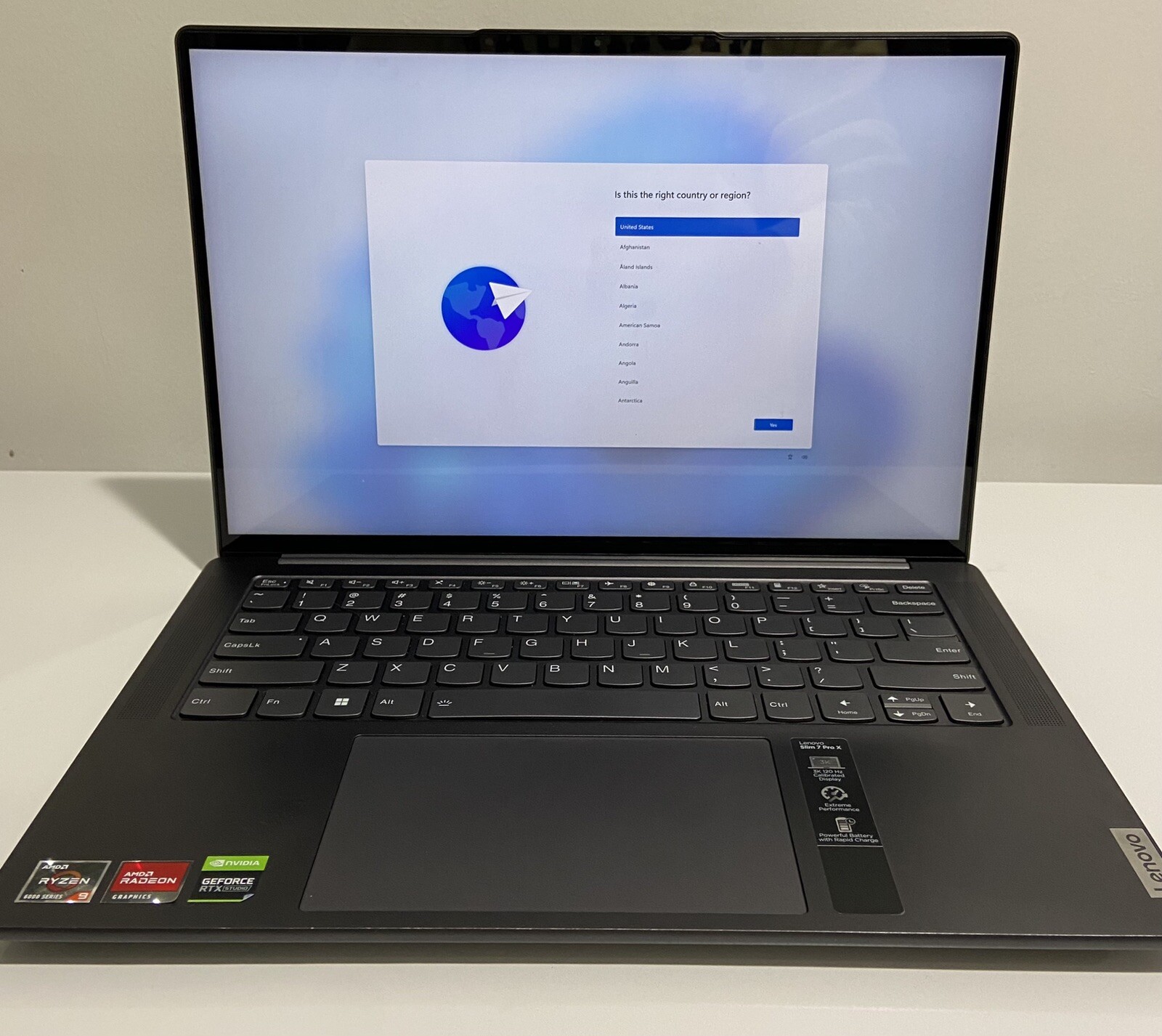 Open Box great condition Dark Gray Lenovo Slim 7 prox 14ARH7 14.5″