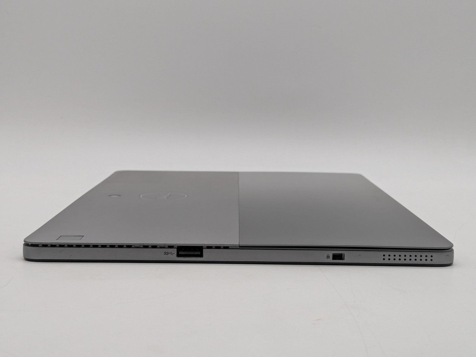 Dell Latitude 7200 2-in-1 12″ FHD+ Touch I7-8665U 256GB 16GB W11P FP Reader