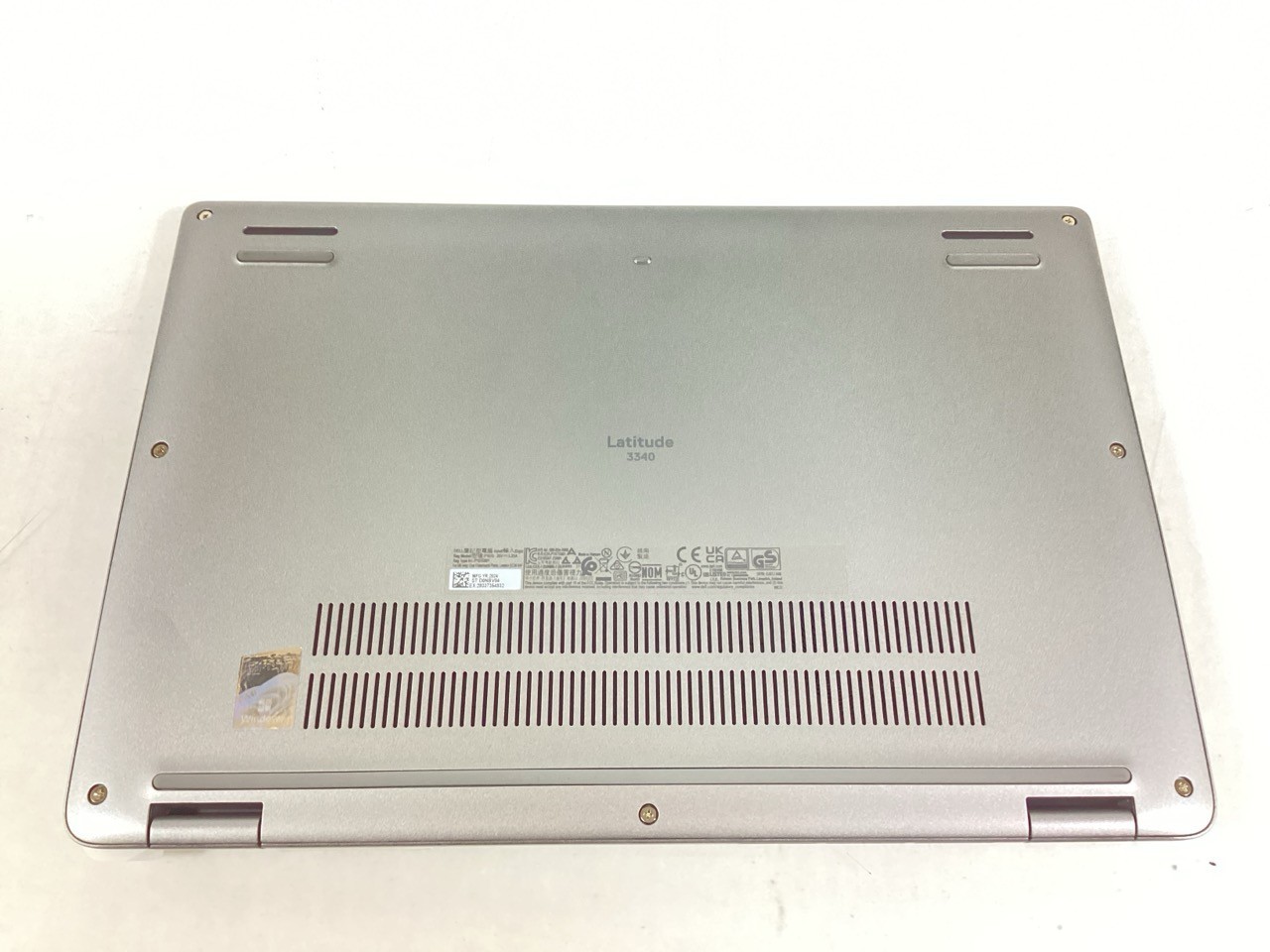 Dell Latitude 3340 13.3″ FHD i5-1335U 8GB 256GB SSD WiFi 6E W11P – H1J5M