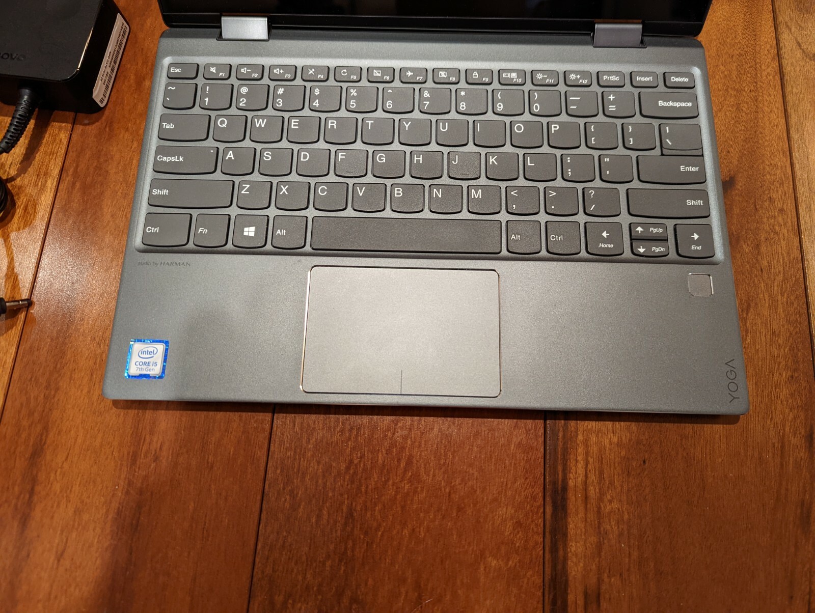 Lenovo Yoga 720 12.5″ (128GB, Intel Core i5 7th Gen., 3.10 GHz, 8GB) laptop