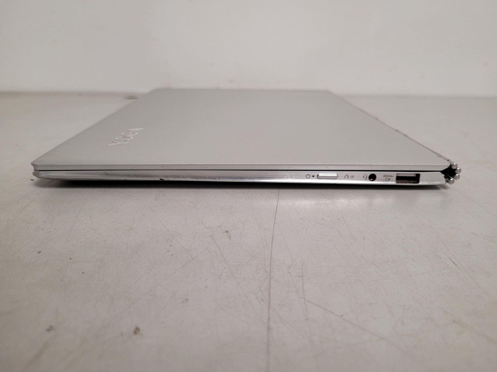 Lenovo yoga 910 14″touch i7-7500u 2.7ghz 8gb ram 256gb ssd w11p READ PF0U9GSP