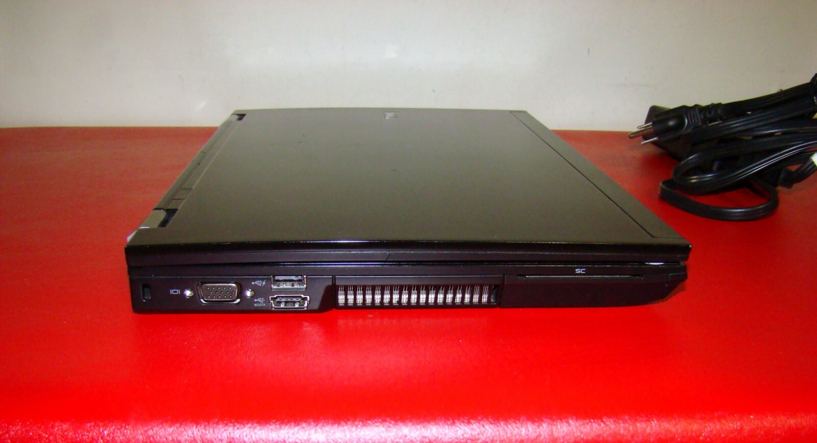 Dell Latitude E6400 Core 2 Duo T9600 2.80GHz Laptop Win10 64 SSD 4GB Lght Sensor