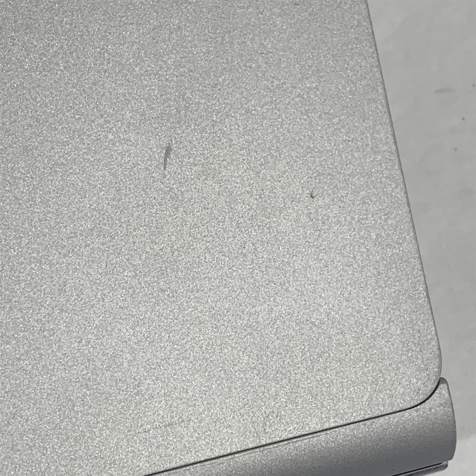 Microsoft Surface Book 3 1900 13.5″ i7-1065G7 1.3GHz 16GB 256GB NVMe SSD – Win11