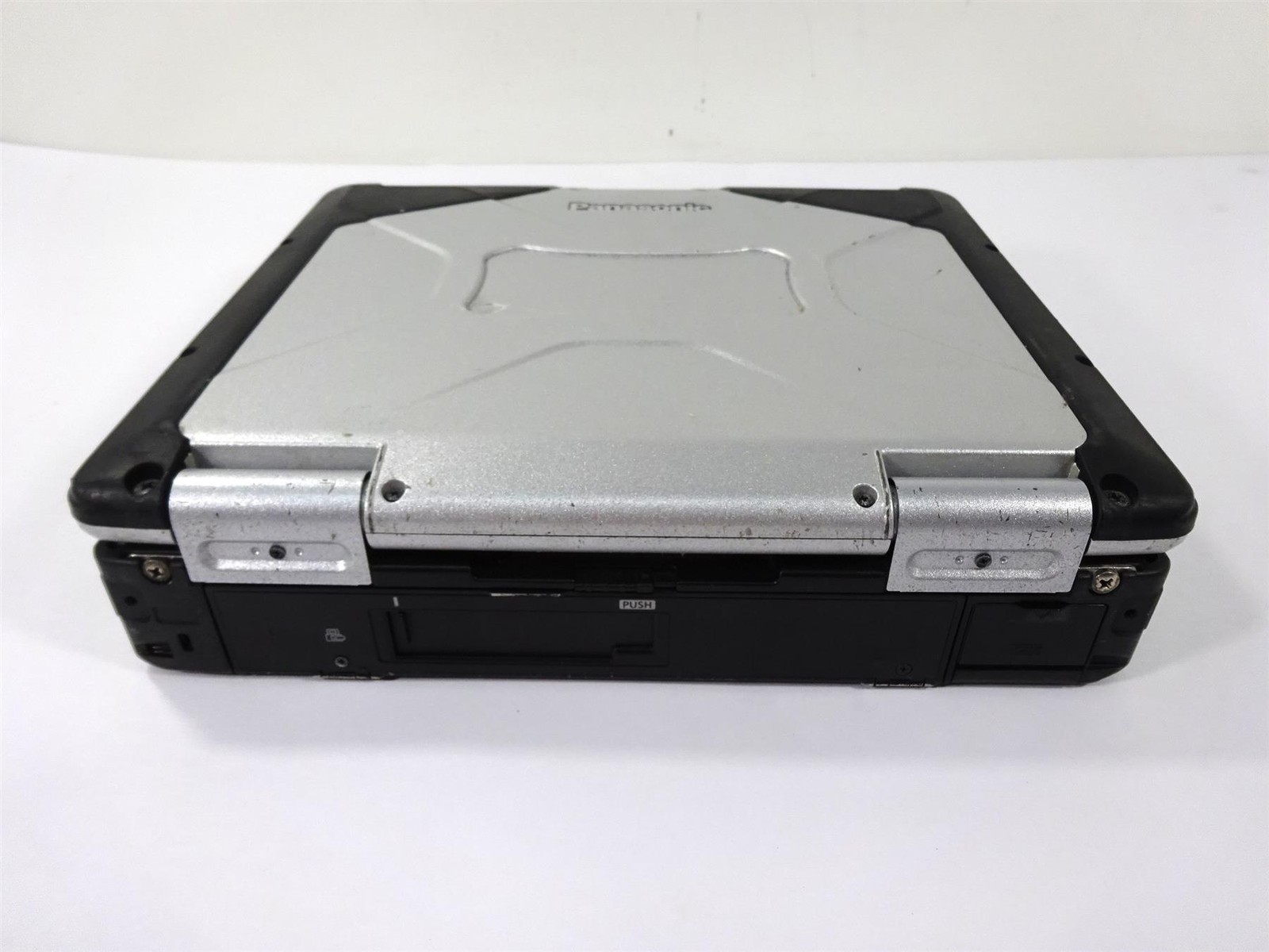 Panasonic CF-31 MK6 Core i5-7300U 2.GHz 8GB DDR4 – No HDD – Bios Locked