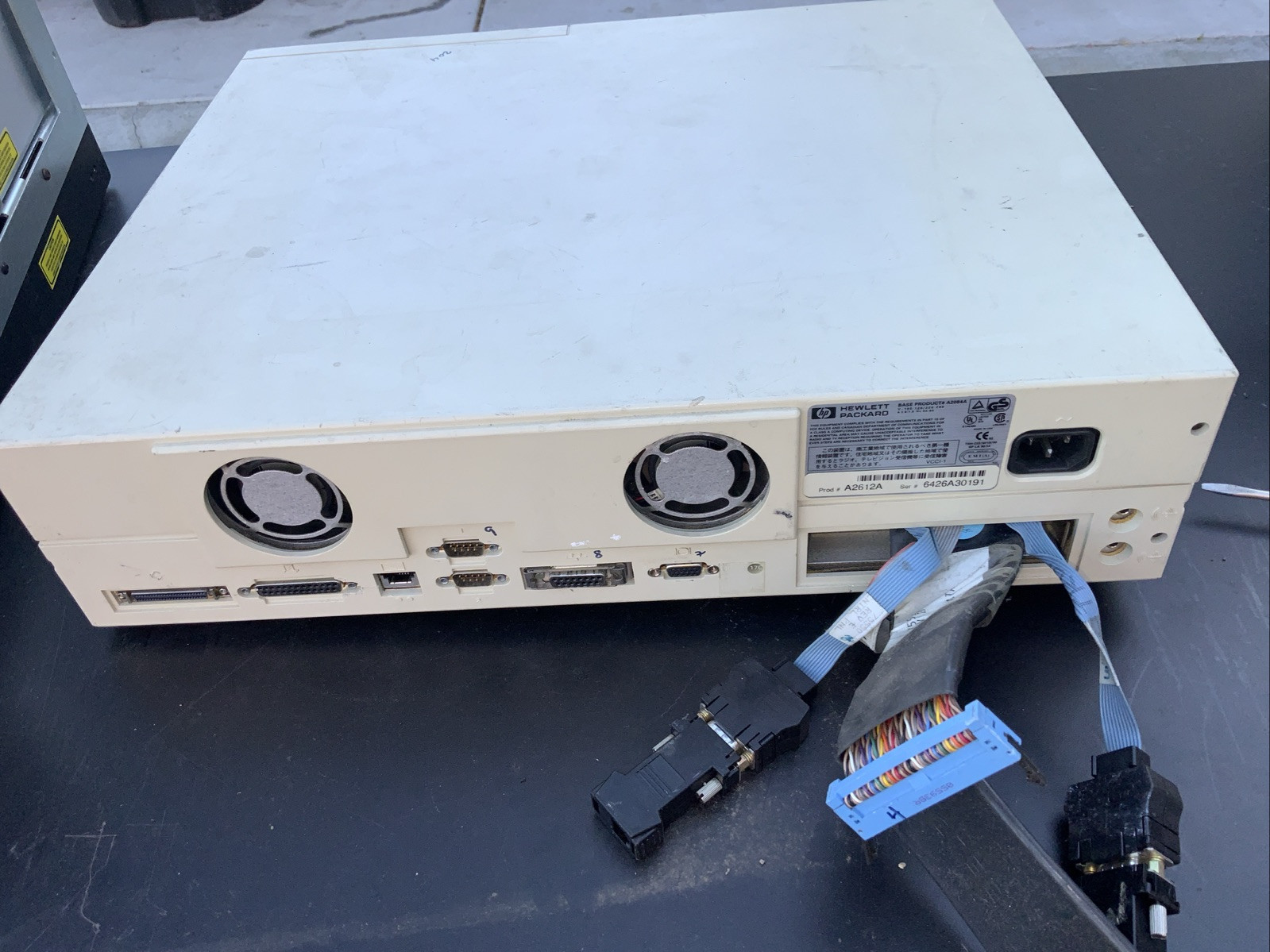 HP / HEWLETT PACKARD APOLLO MODEL 715 / 33 WORKSTATION, PROD# A2612A