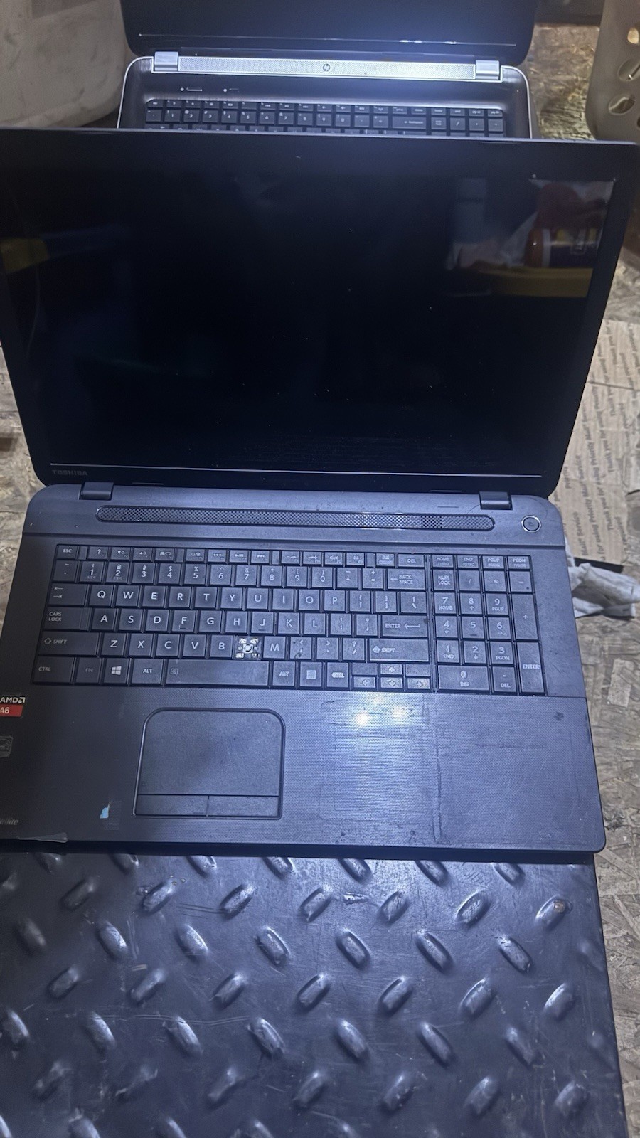 Mixed Laptop Lot Of 8 Parts Only Some Work Some Don’t