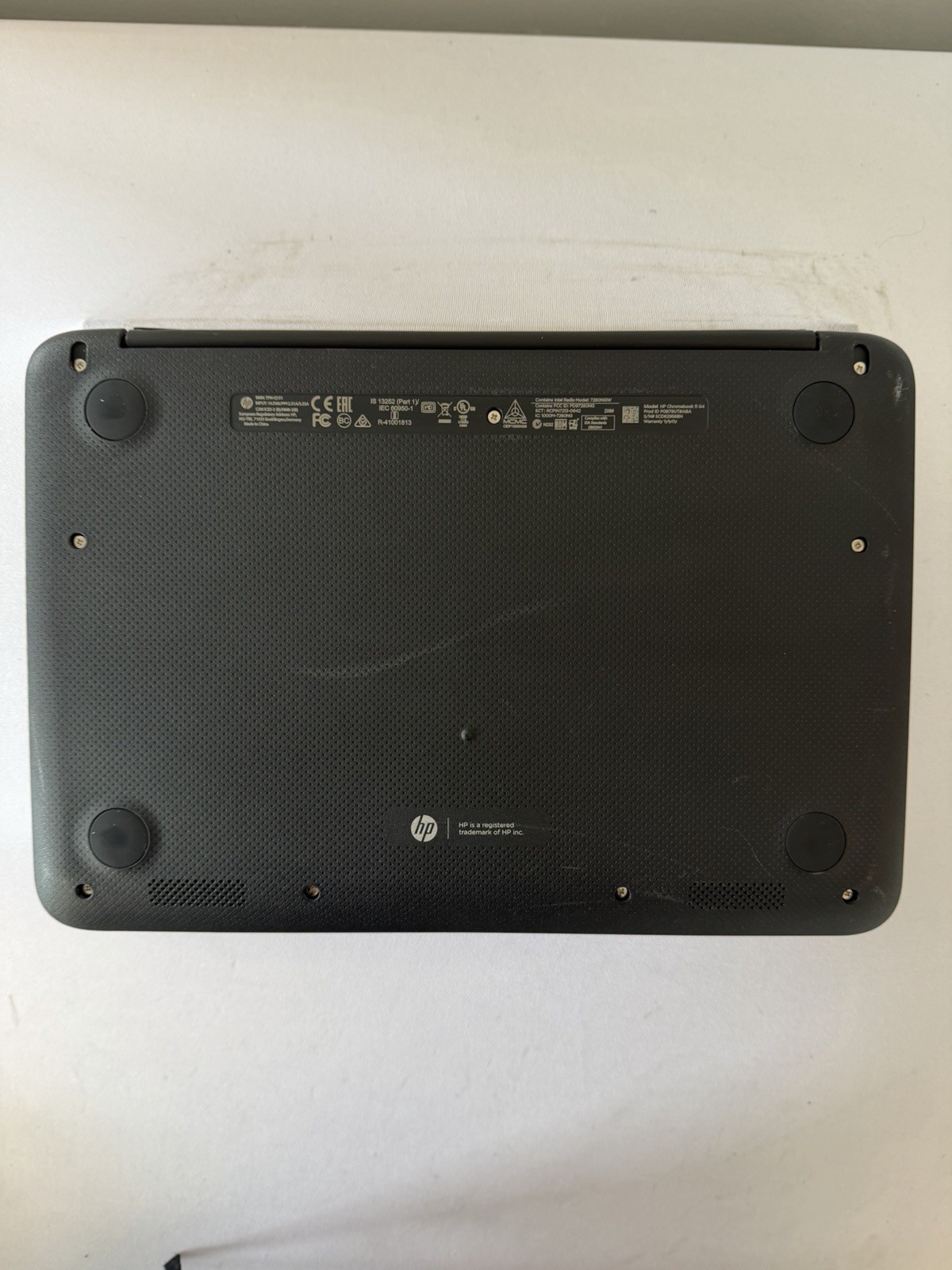 HP Chromebook 11 G4 – Screen Marked – Intel Celeron N2840 – RAM 2 GB – Read Des
