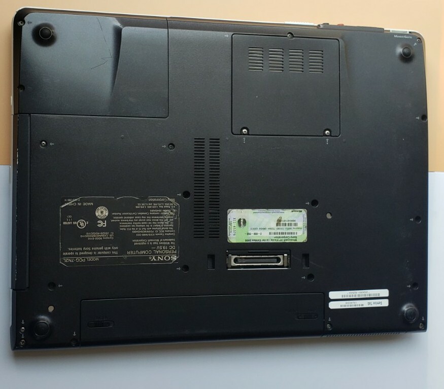 Sony VAIO PCG-7N2L 2GB RAM 100GB HDD WIFI BIOS TESTED