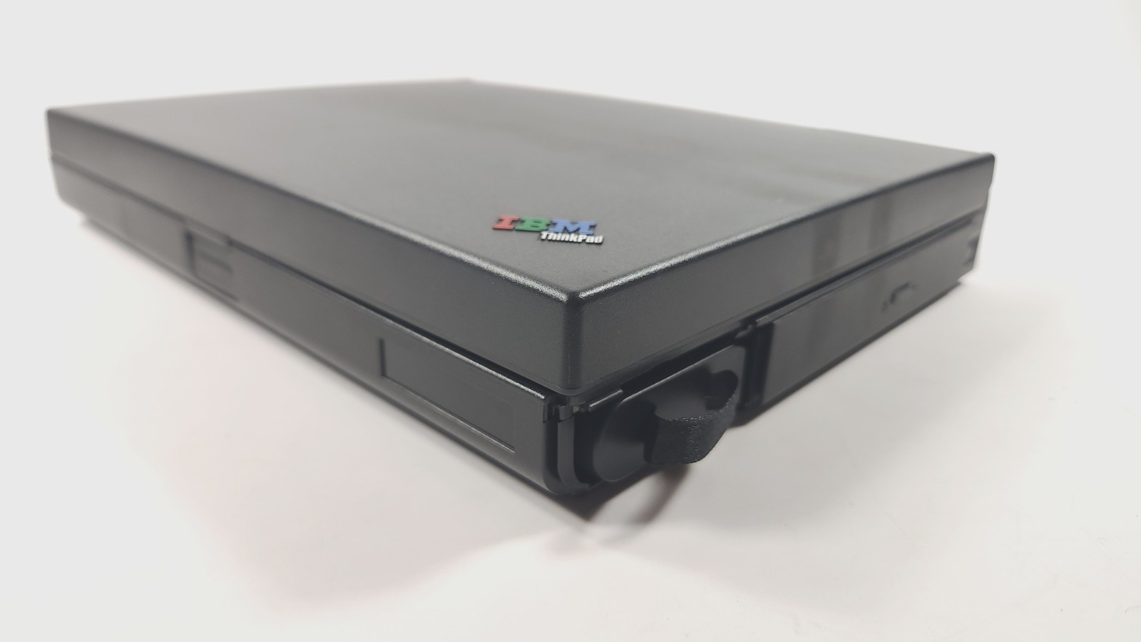 IBM Thinkpad 310ED Laptop Intel Pentium 32MB 2GB HD Windows 98 FE First Edition