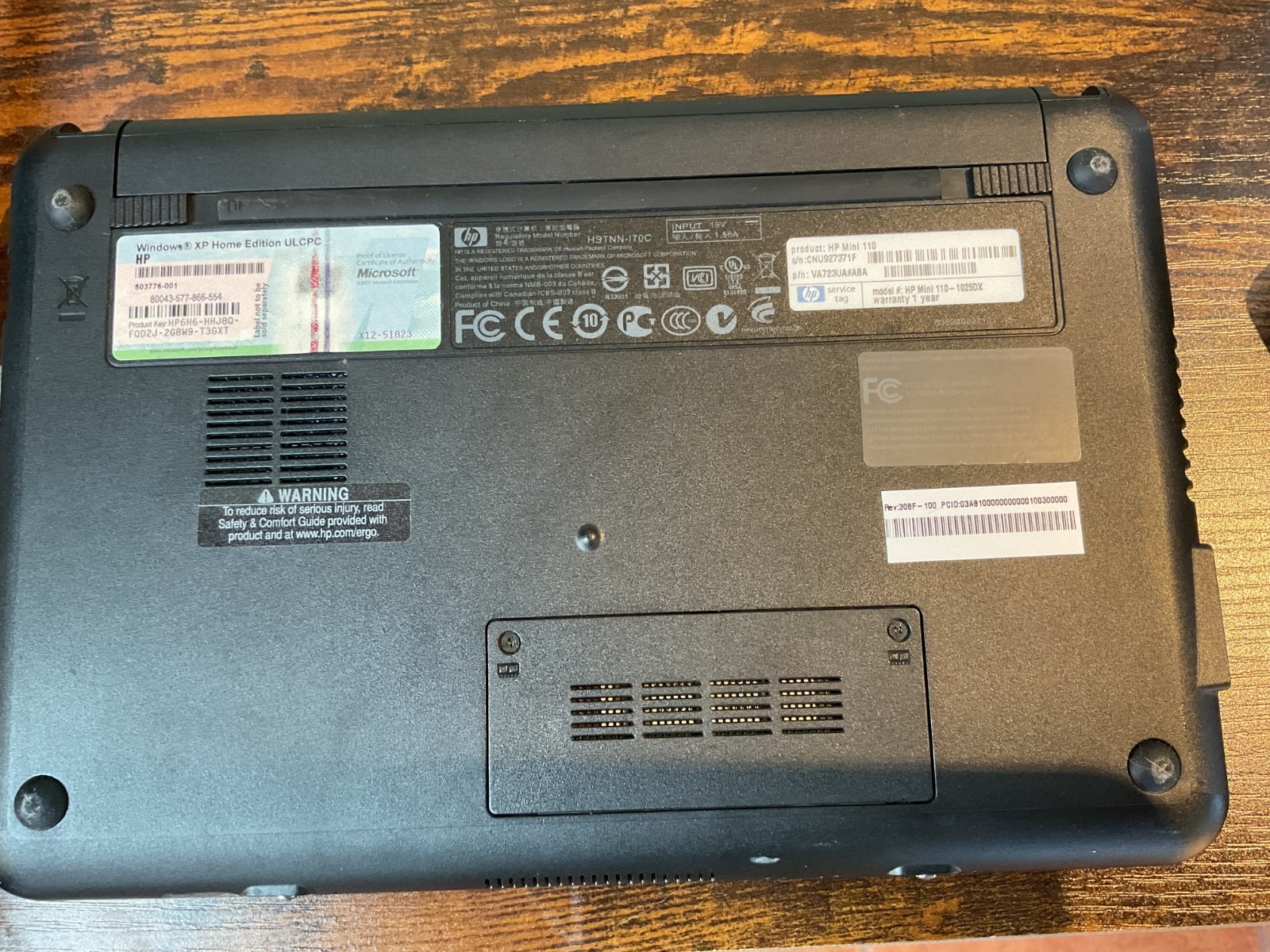 HP Mini 110 Model 1025DX Windows XP w/ Cord Parts only with charger