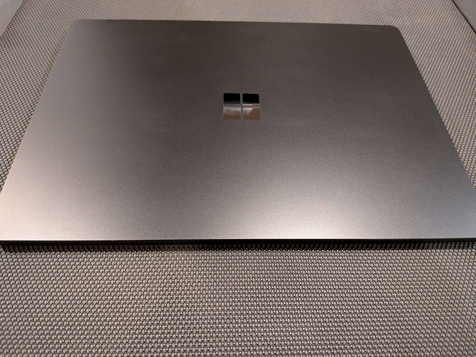 Microsoft Surface Laptop 4 Model 1951 13.5 8GB 256GB SSD