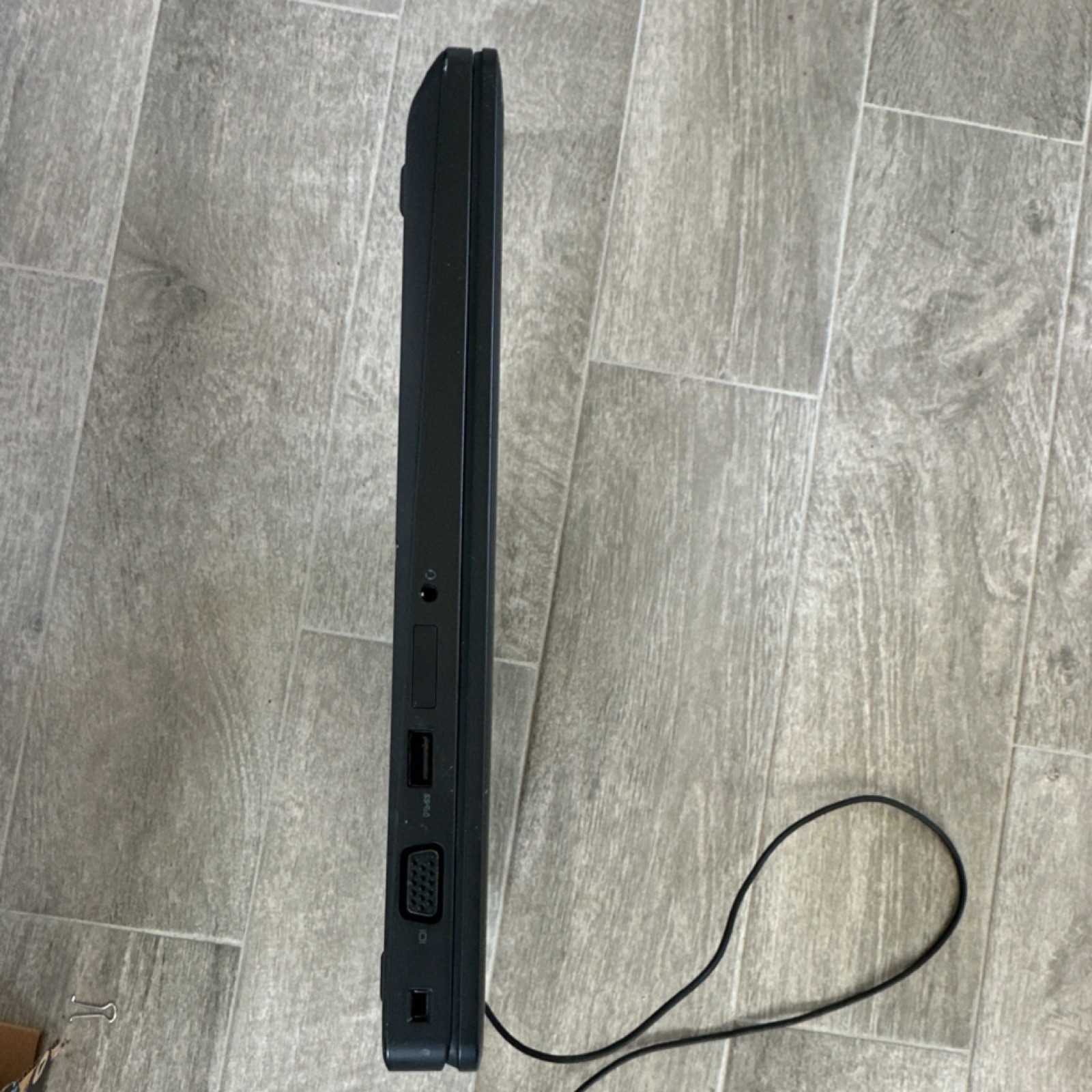 Dell Precision 3520 15″ Intel Core i5-7440HQ 8GB SSD Win 11 Business Webcam