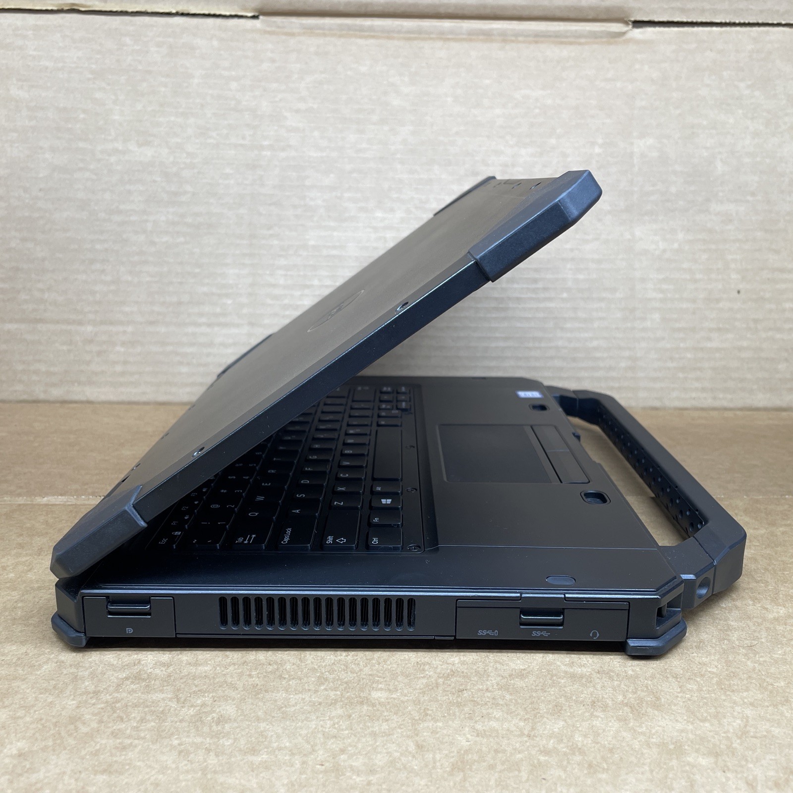Dell Latitude 5420 Rugged Intel Core i3-7130U@2.70GHz 8GB RAM 256GB SSD W10P