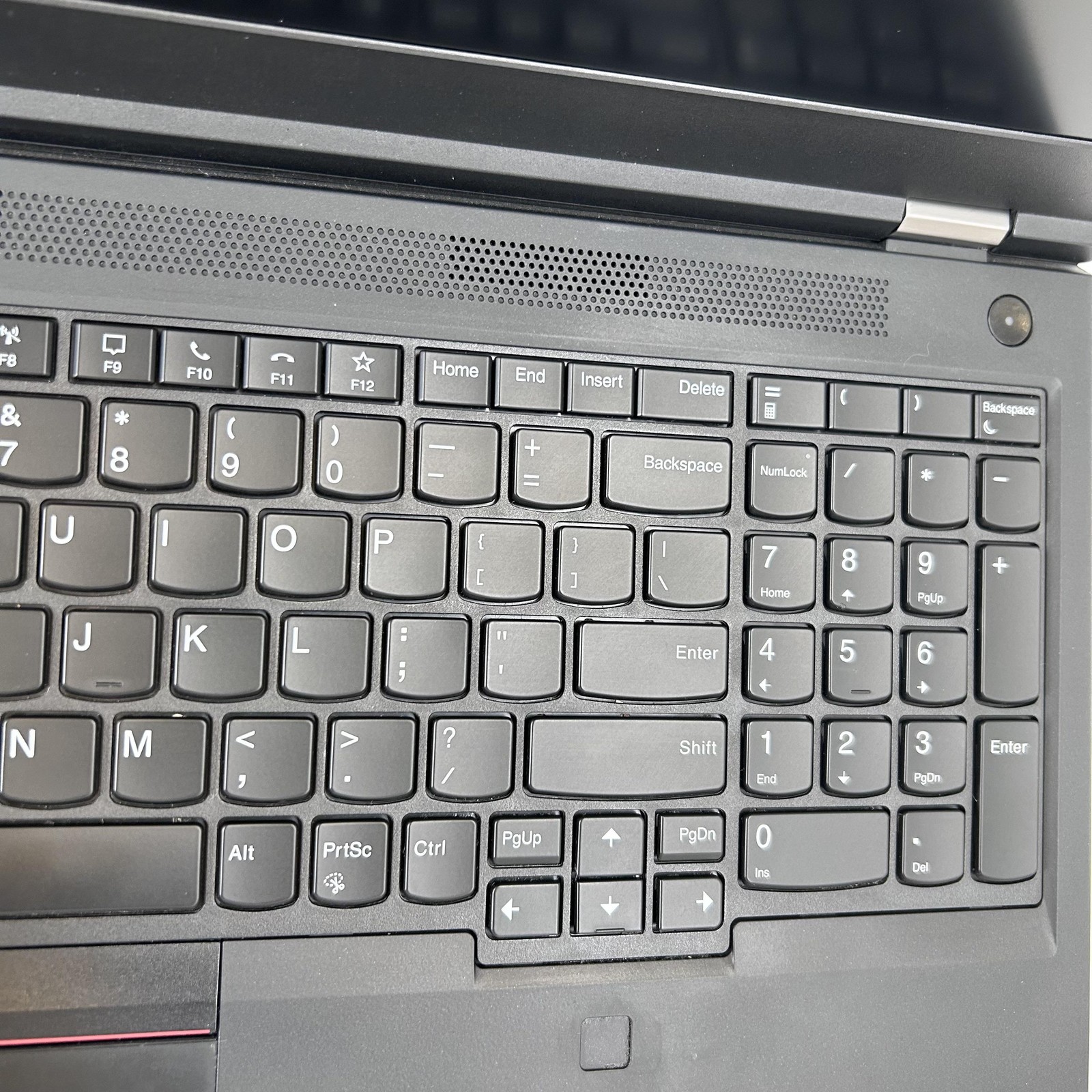 Lenovo ThinkPad P15 Gen 1 FHD i5-10400H 2.60GHz 16GB 512GB SSD Quadro T1000