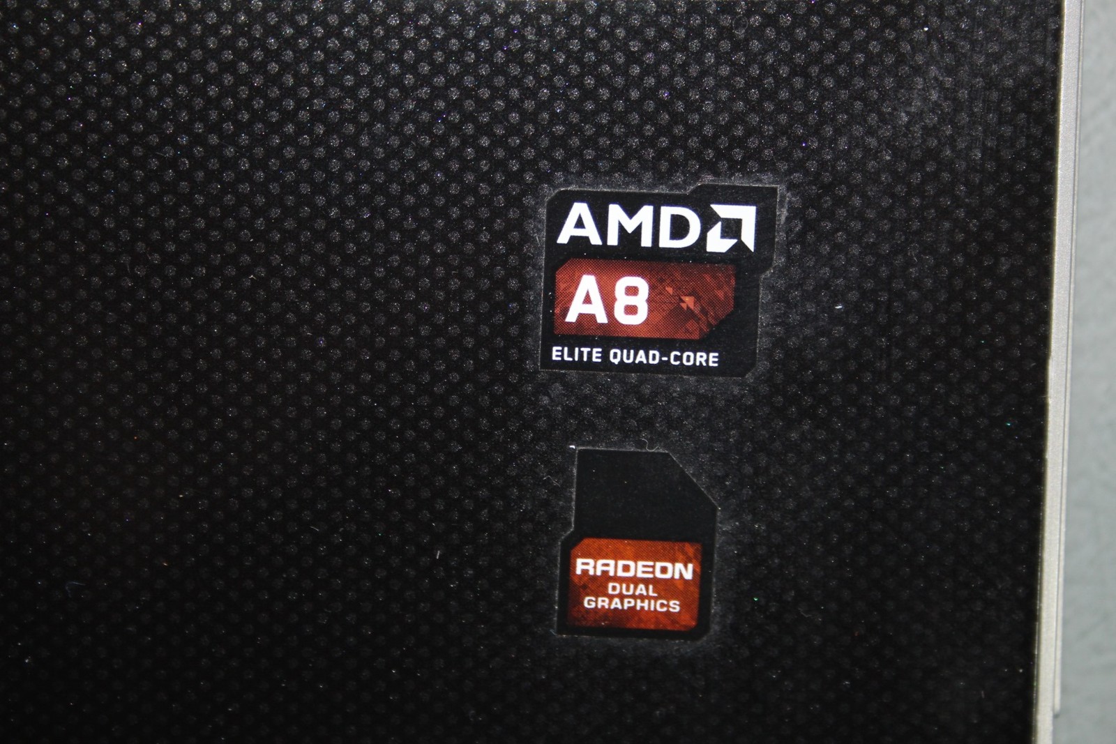 HP Pavilion TPN-0121 Notebook AMD A8 Raedon Faulty!