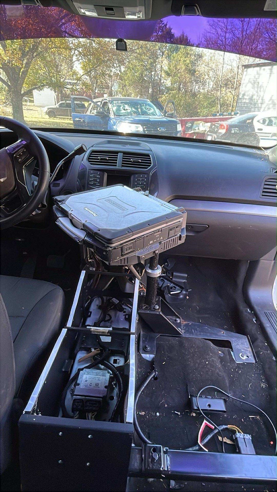 Panasonic Toughbook CF30 With Docking Station Laptop Mount To Fit Ford Explorer