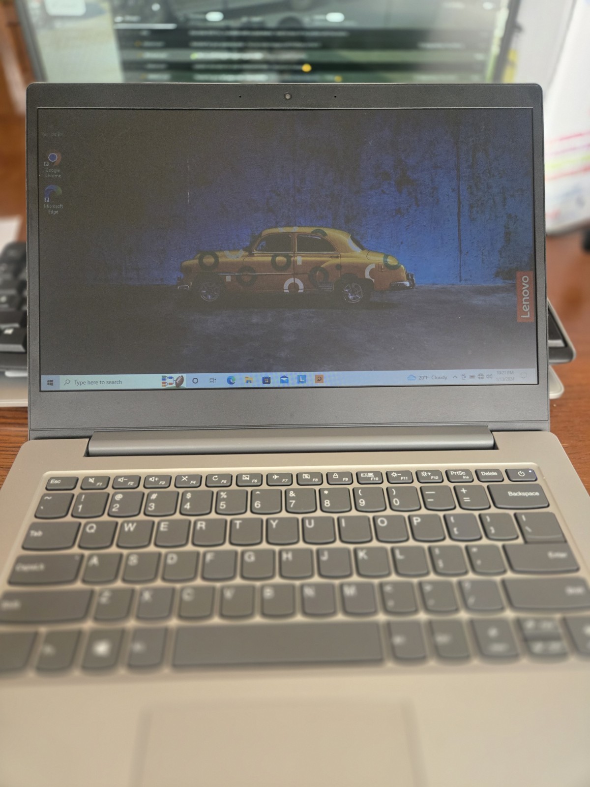Lenovo IdeaPad 14″ (64GB,AMD A6,1.6 GHz,4GB RAM) Laptop – Grey – 81VS009GUS