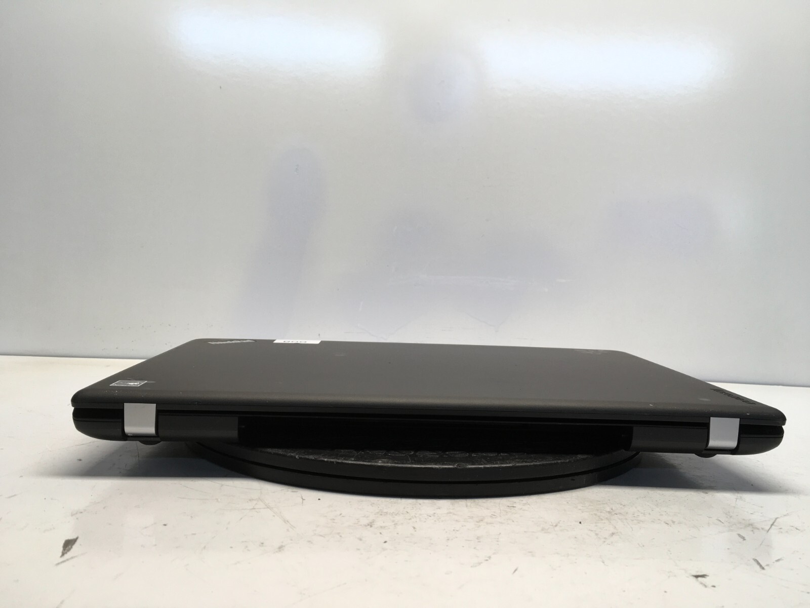 Lenovo ThinkPad E550 Intel i3-4005U 1.7GHz 4 GB NO HDD