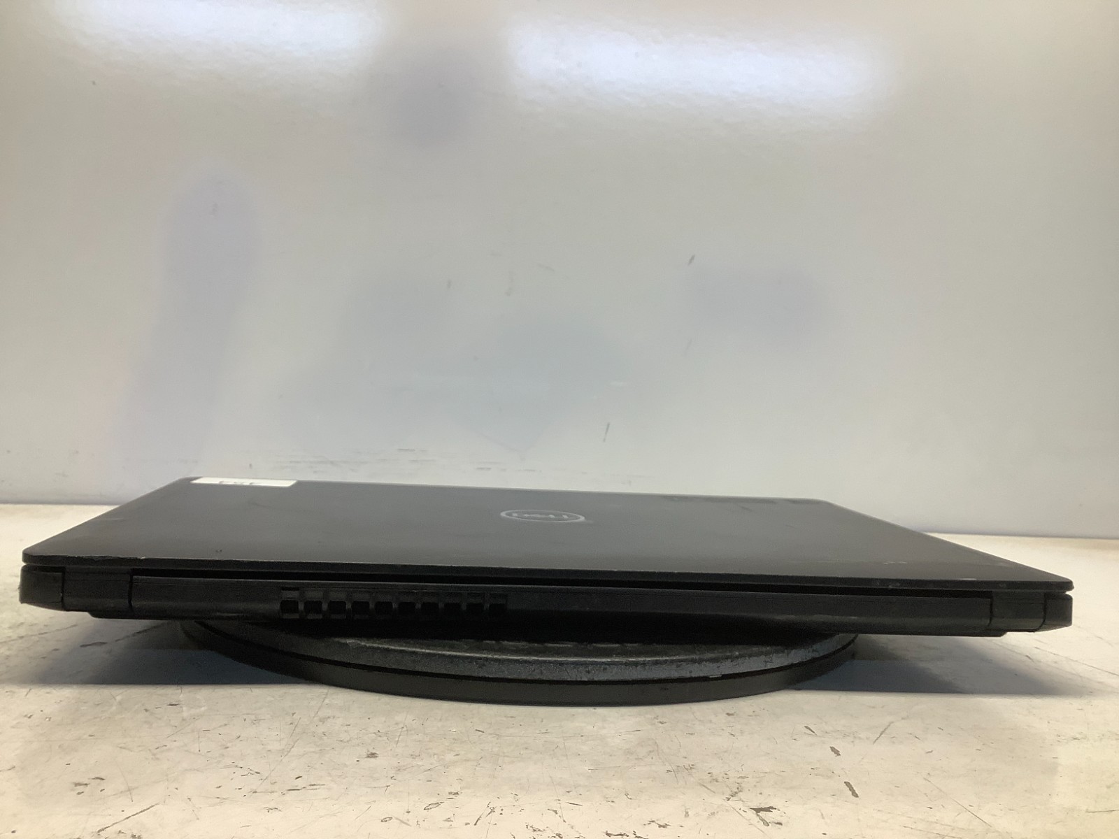 Dell Latitude 3580 Intel i3 No RAM NO HDD