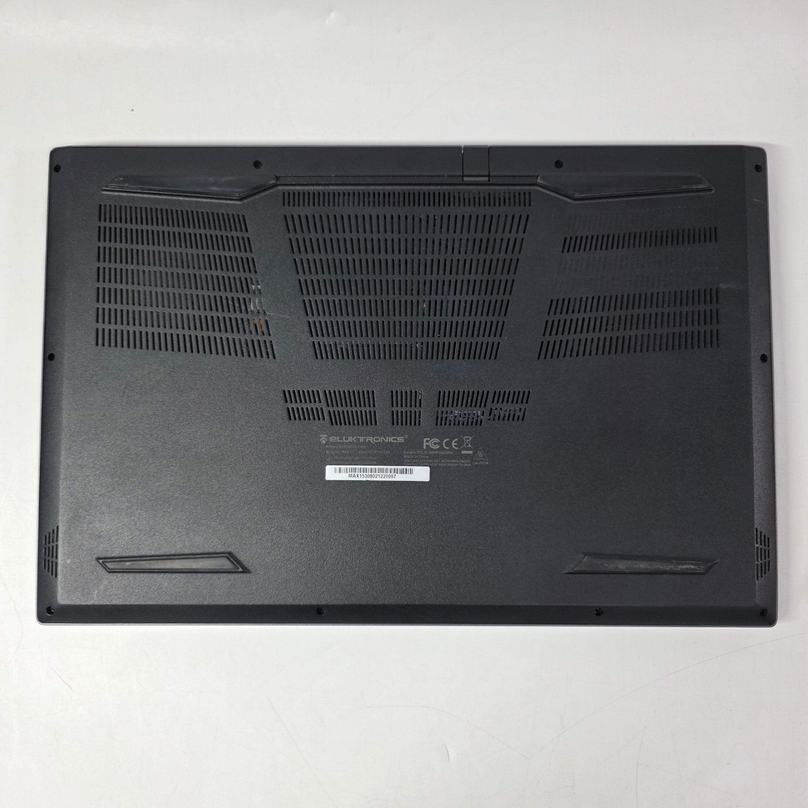 eluktronics Laptop ryzen 9 5900hx 3.30GHz 32GB RAM 1TB SSD GeForce RTX 3080