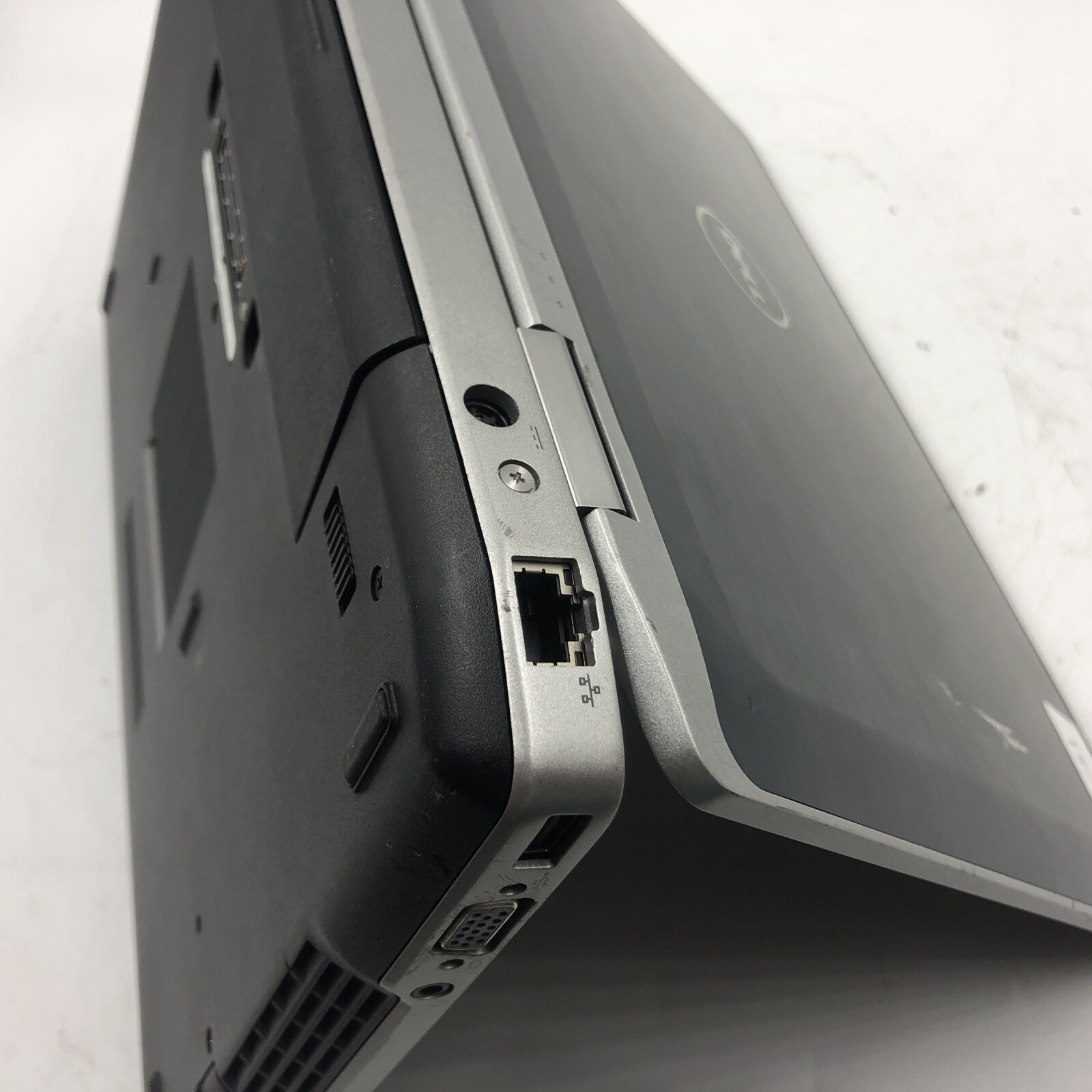 Dell Latitude E6430 Laptop Intel i5 Unknown CPU/RAM/HDD/OS Bad Board (FOR PARTS)