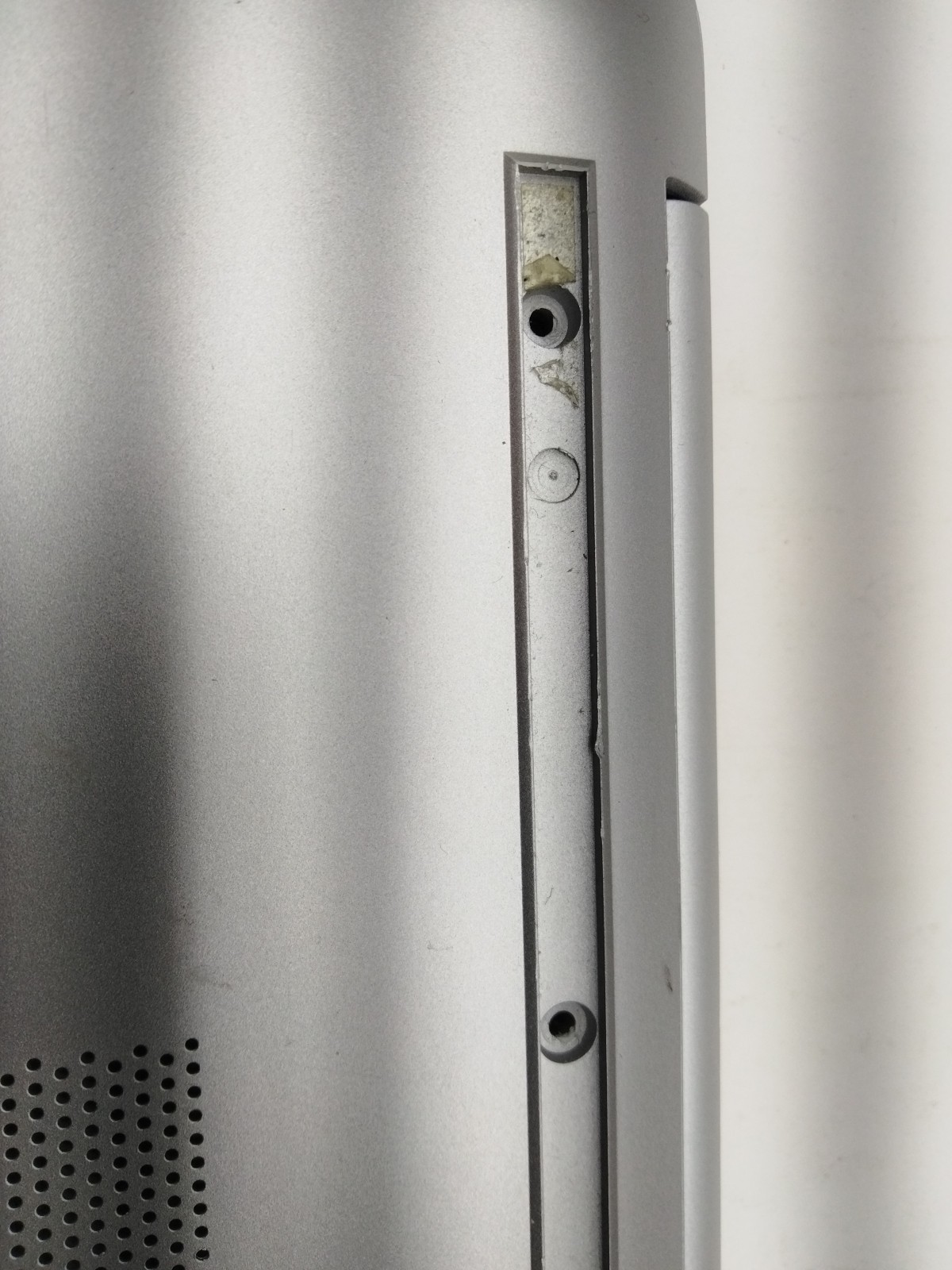 HP Pavilion 15-db0031nr 15.6″ AMD A9-9425 4GB 330GB Hd