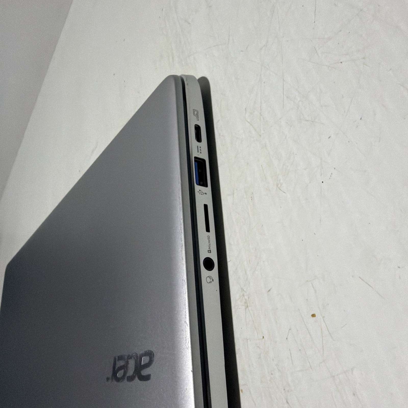 Acer Chromebook 15 Intel Pentium N4200 4gb Ram 2gb Flash Storage Chrome OS