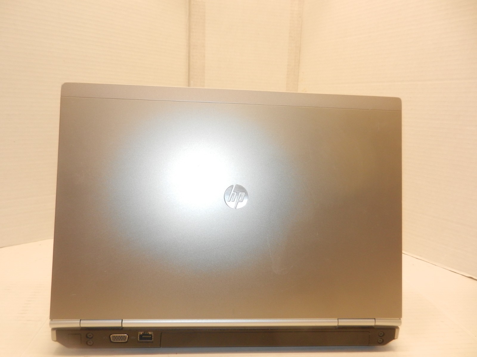 HP ELITEBOOK 8460P 14″ CORE i5-2450M@2.5GHz 4GB RAM 256GB SSD WINDOWS 10