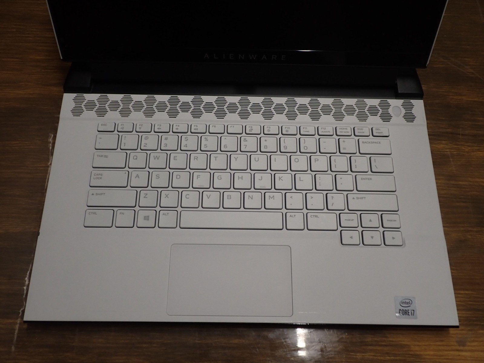 Alienware m15 R3 Laptop i7-10875H 32GB DDR4RAM 1 TB NVMe RTX 2070 SUPER NO Batt.