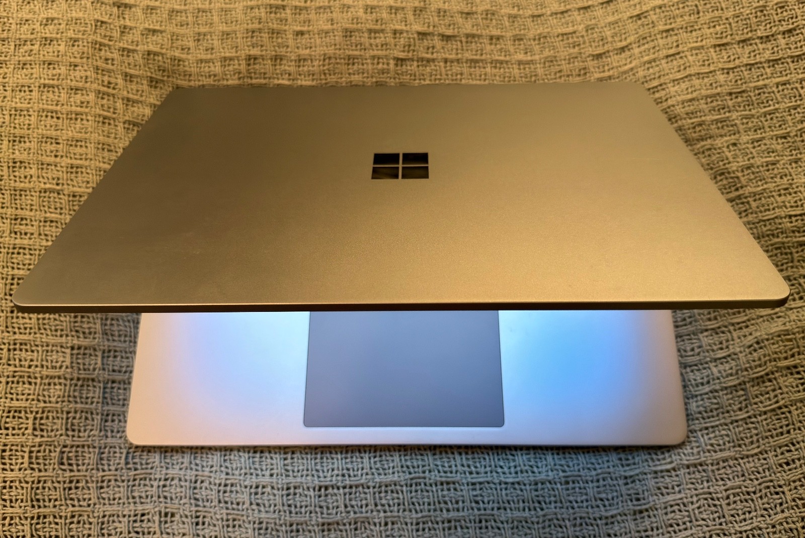 Microsoft Surface 1943 i5-1035G1 @ 1.0GHz 8GB RAM 128GB NVMe W11H WAC *READ