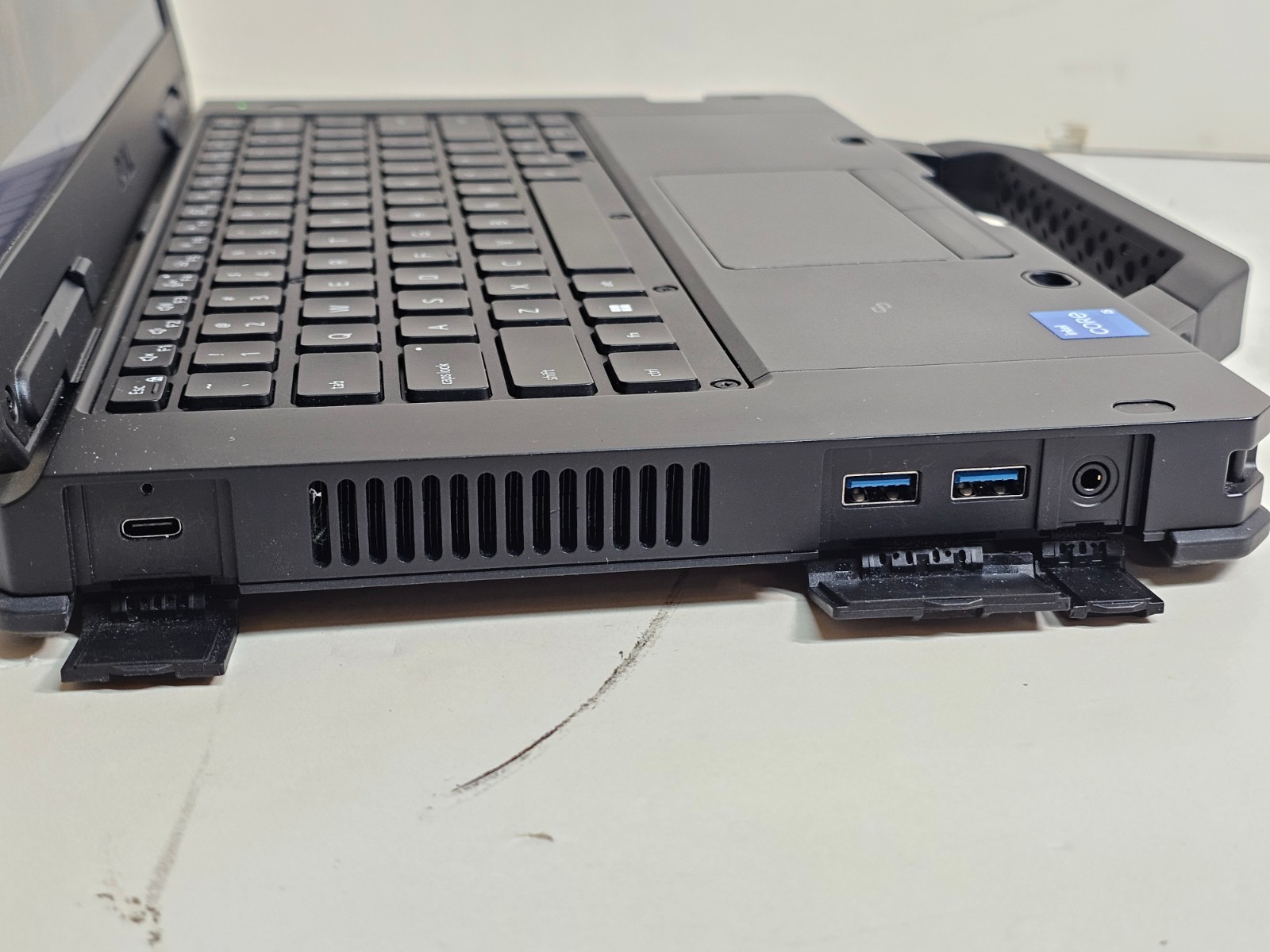 Dell Latitude 5430 Rugged Laptop – 2.6 GHz i5-1145G7 16GB 256GB 14″ Touchscreen