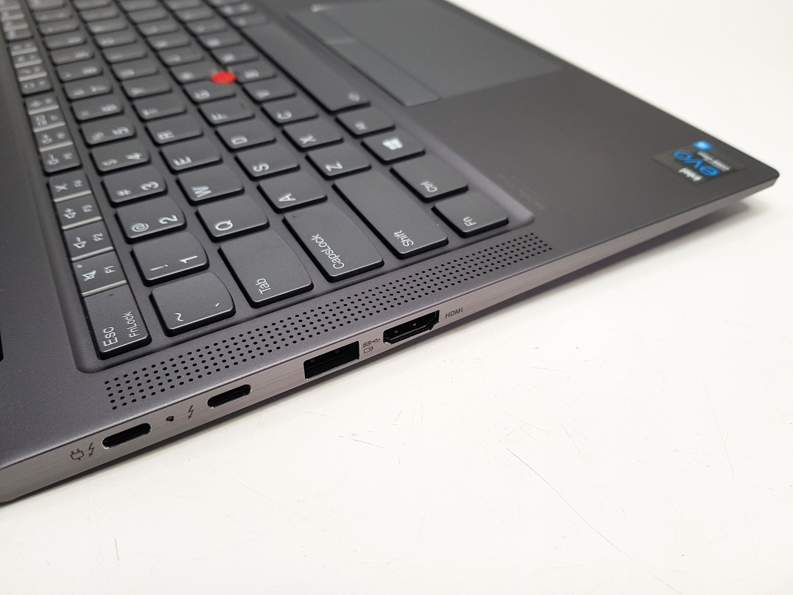 Lenovo ThinkPad X1 Yoga Gen 6 14″ FHD i5-1145G7 16GB RAM 256GB SSD Pro 2-in-1