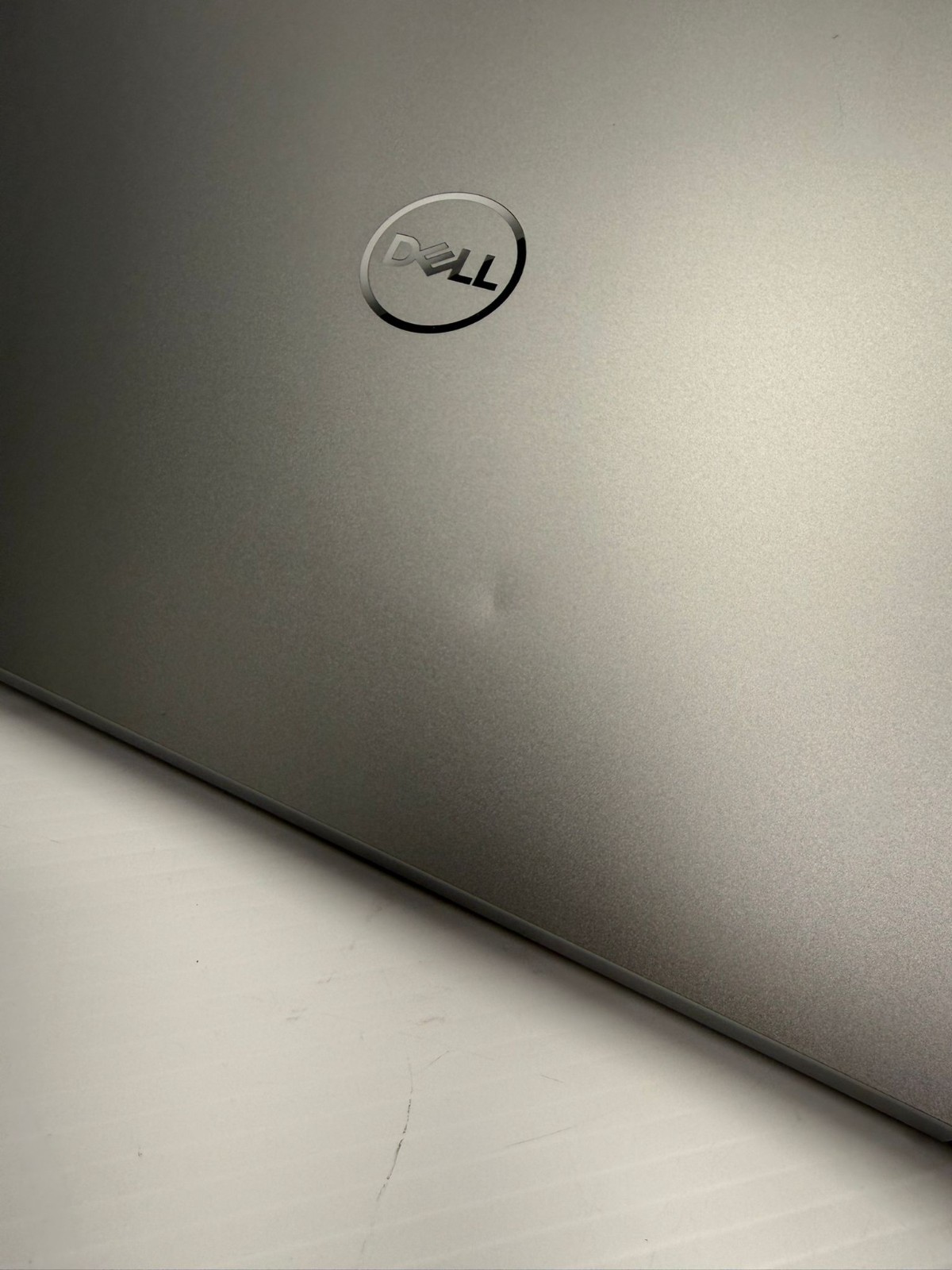 Dell Precision 5760 17″ FHD+, Core i7-11850H 32GB 512GB NVMe, Win 11 | Fair Cond