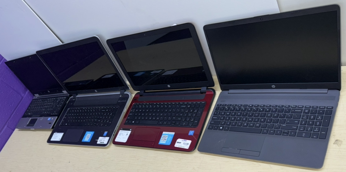 Lot of 4 HP Laptops (PARTS/REPAIR)