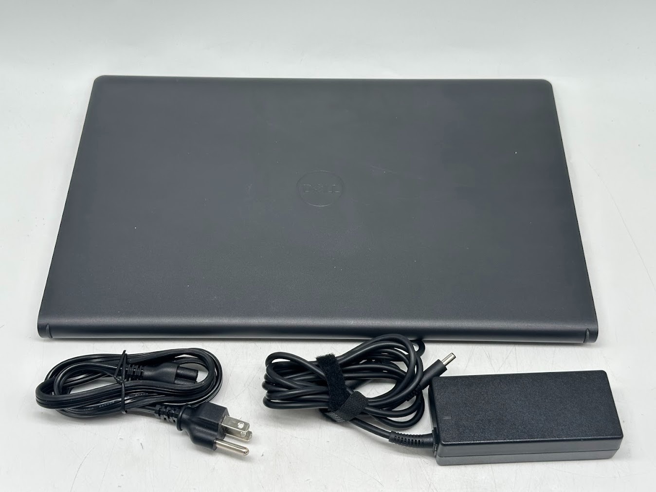 Dell Inspiron 3530 Laptop – 15.6″ FHD, Core i3-1305U, 8GB DDR4, 512GB SSD