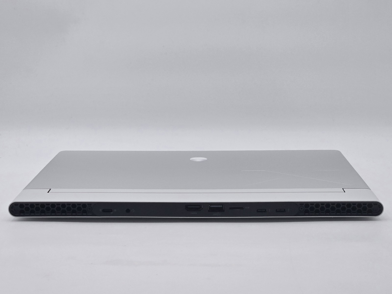 Dell Alienware x14 R2 14″ WQXGA I7-13620H 1TB SSD 16GB W11P RTX 4060 RGB 165Hz