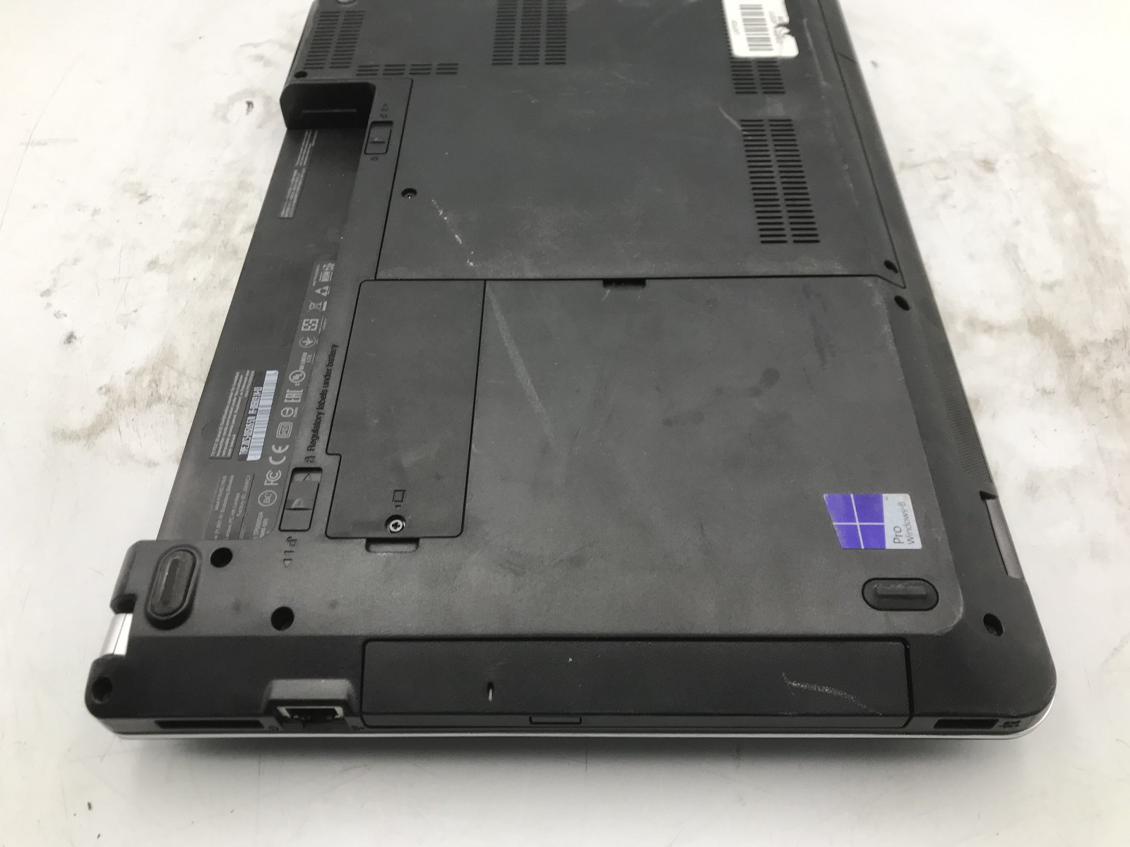 LENOVO THINKPAD E440 – FOR PARTS/BROKEN LCD – INTEL I3 4TH GEN – NO RAM -READ-BB