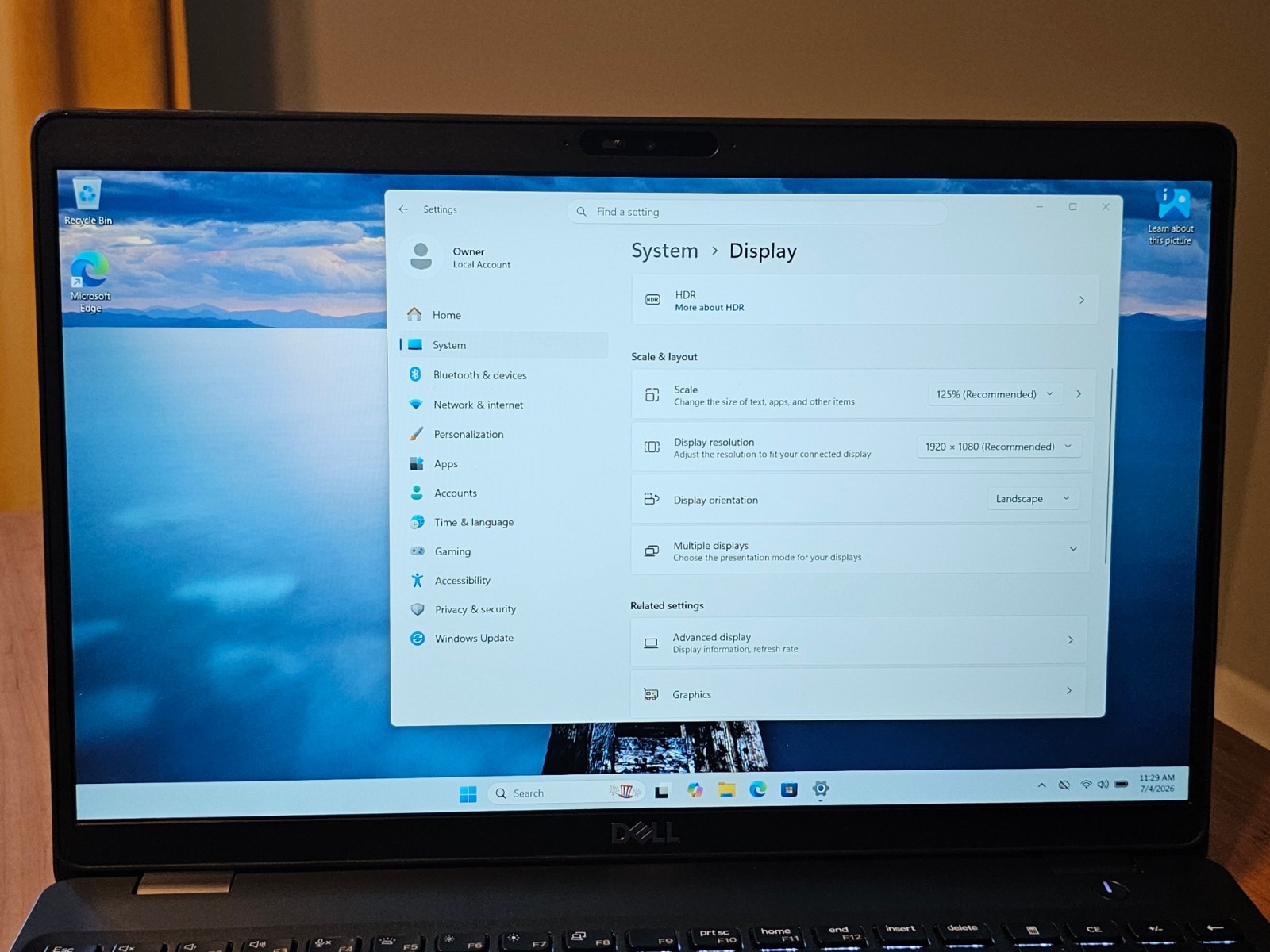 Good Dell Latitude 5500 i5-8265U 1.6GHz 8GB RAM 256GB NVMe Full HD AC & Battery