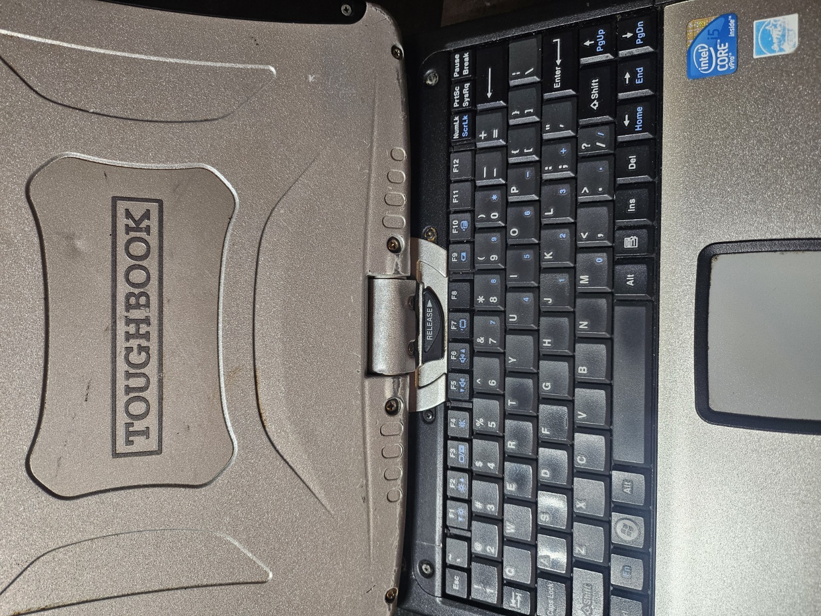 Panasonic Toughbook CF-19, Intel i5-540 4GB RAM, no HDD WITH STYLUS AND BATTERY