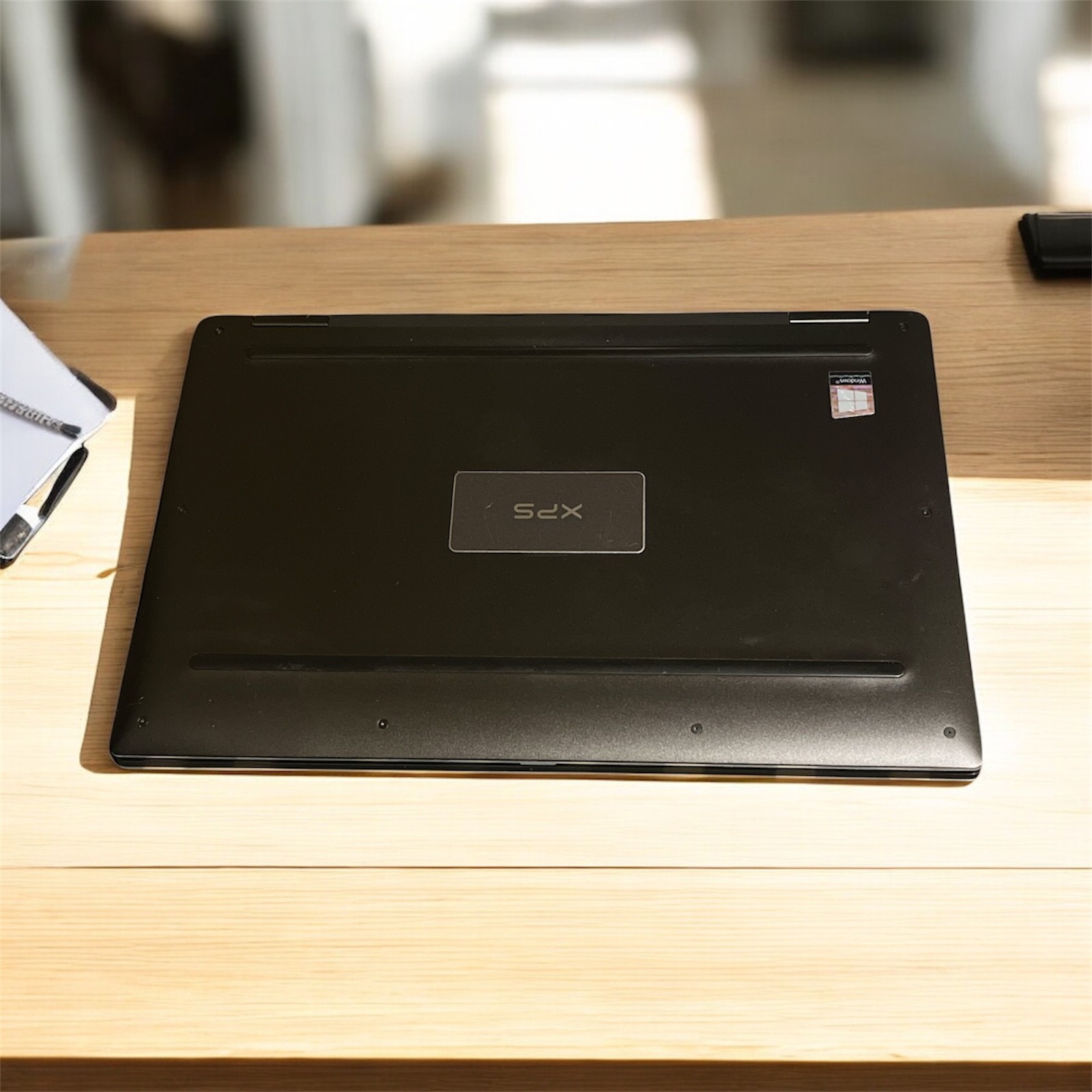 Dell XPS 13 9365 2-in-1 Laptop – i5, 8GB RAM, 500GB SSD, Charger Included