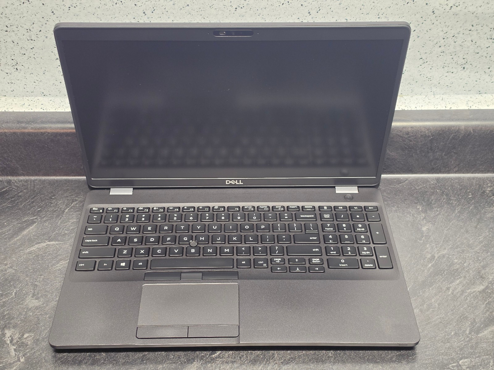 Dell Latitude 5500 15″ Windows 11 Pro Laptop – i7-8665U, 16GB RAM, 256GB SSD, HD