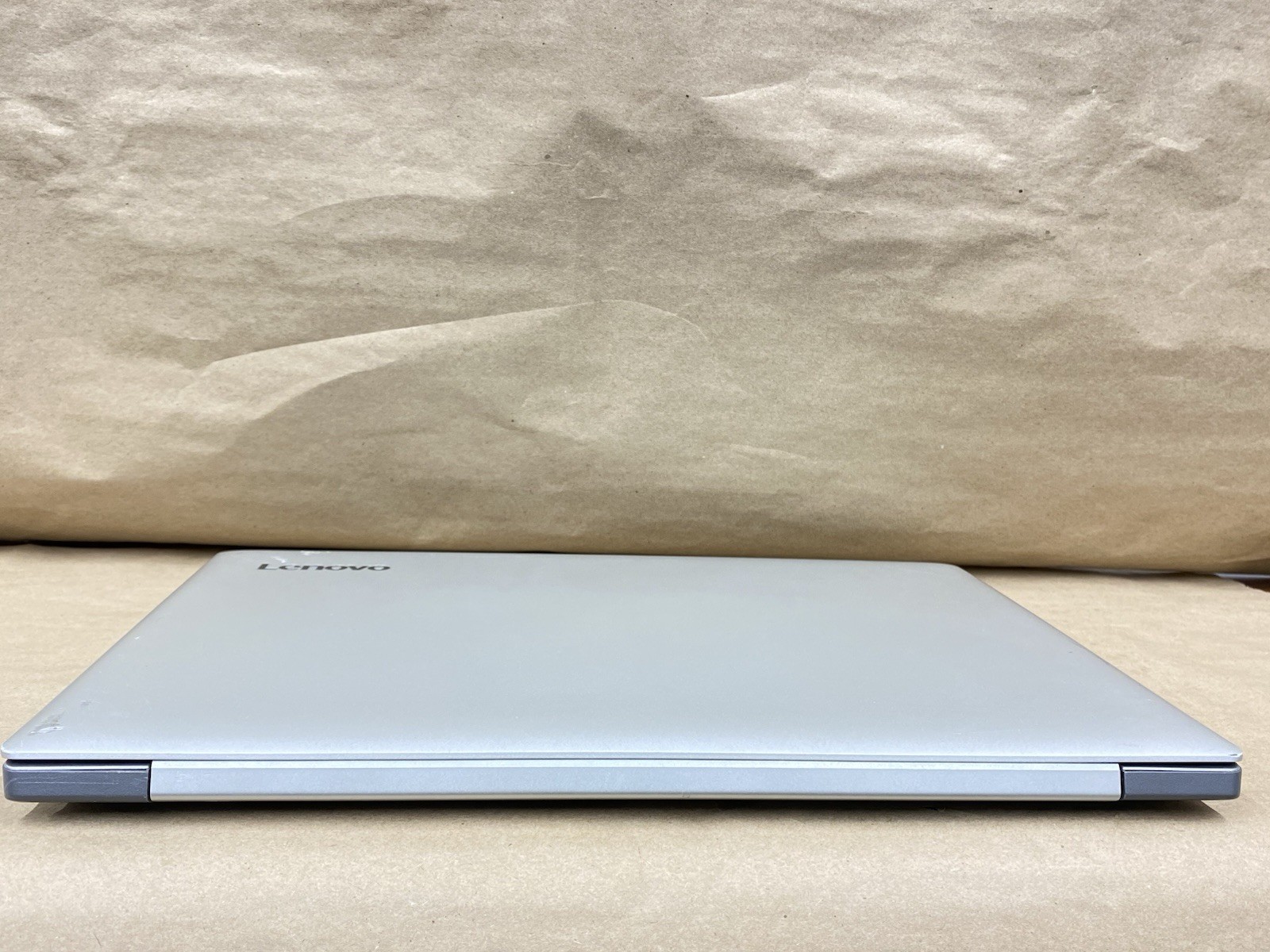 Lenovo 80XS – 15.5″ 1366×768 – AMD A12-9720P – 4GB – 128GB SSD – Win 10 READ