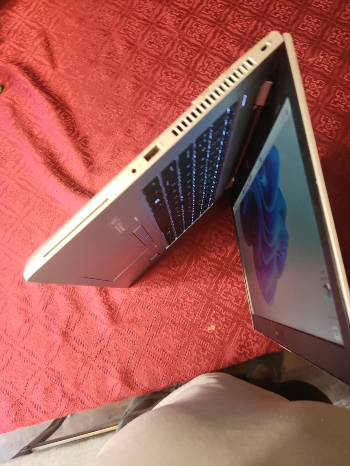 HP PROBOOK 640 G4 14″ i7-8650U 16GB, 256GB WINDOWS 11 PRO+CHARGER